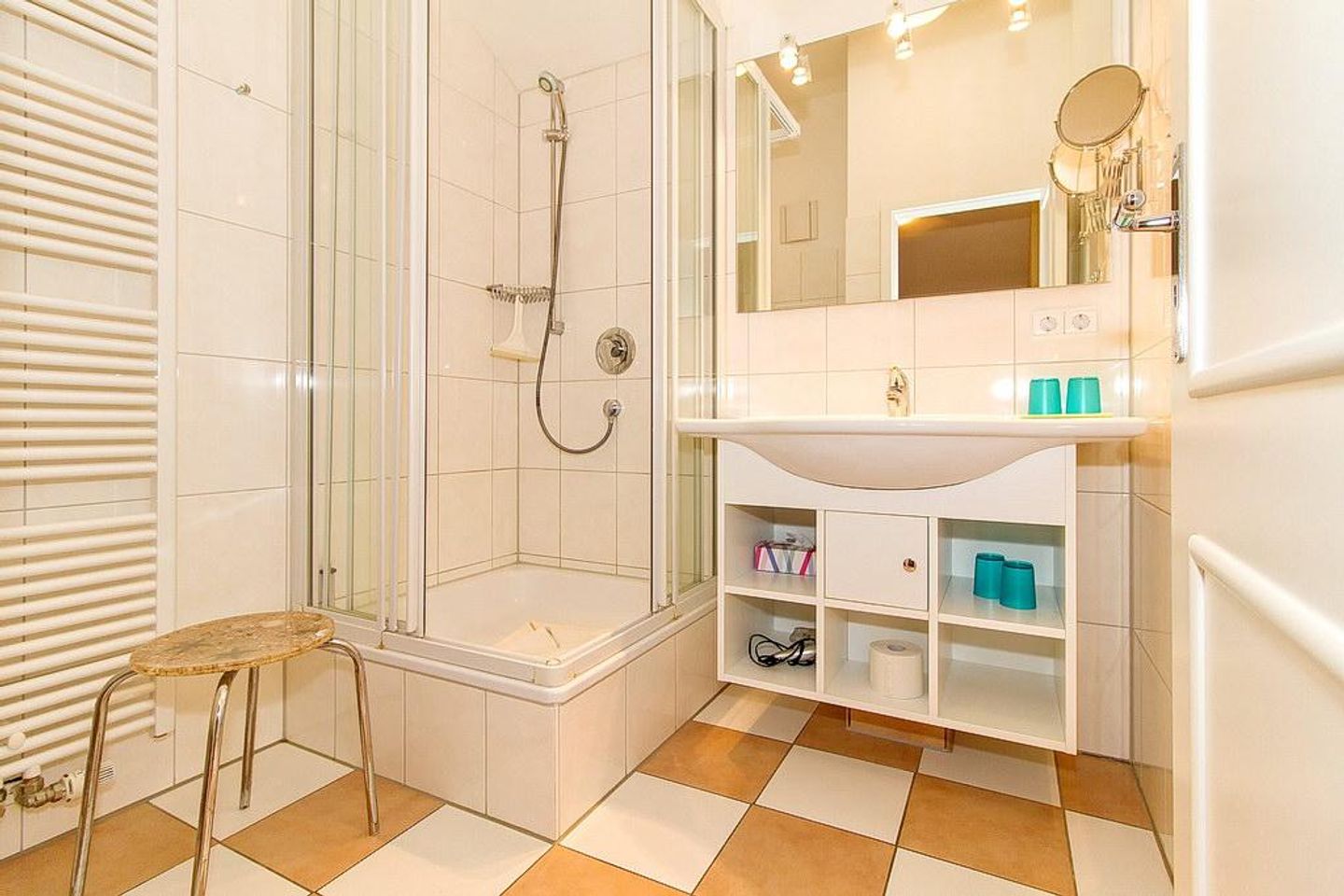 Apartment-Residenz Ostseestrand Apartment-Residenz Ostseestrand 31 Kühlungsborn - Badezimmer mit Dusche