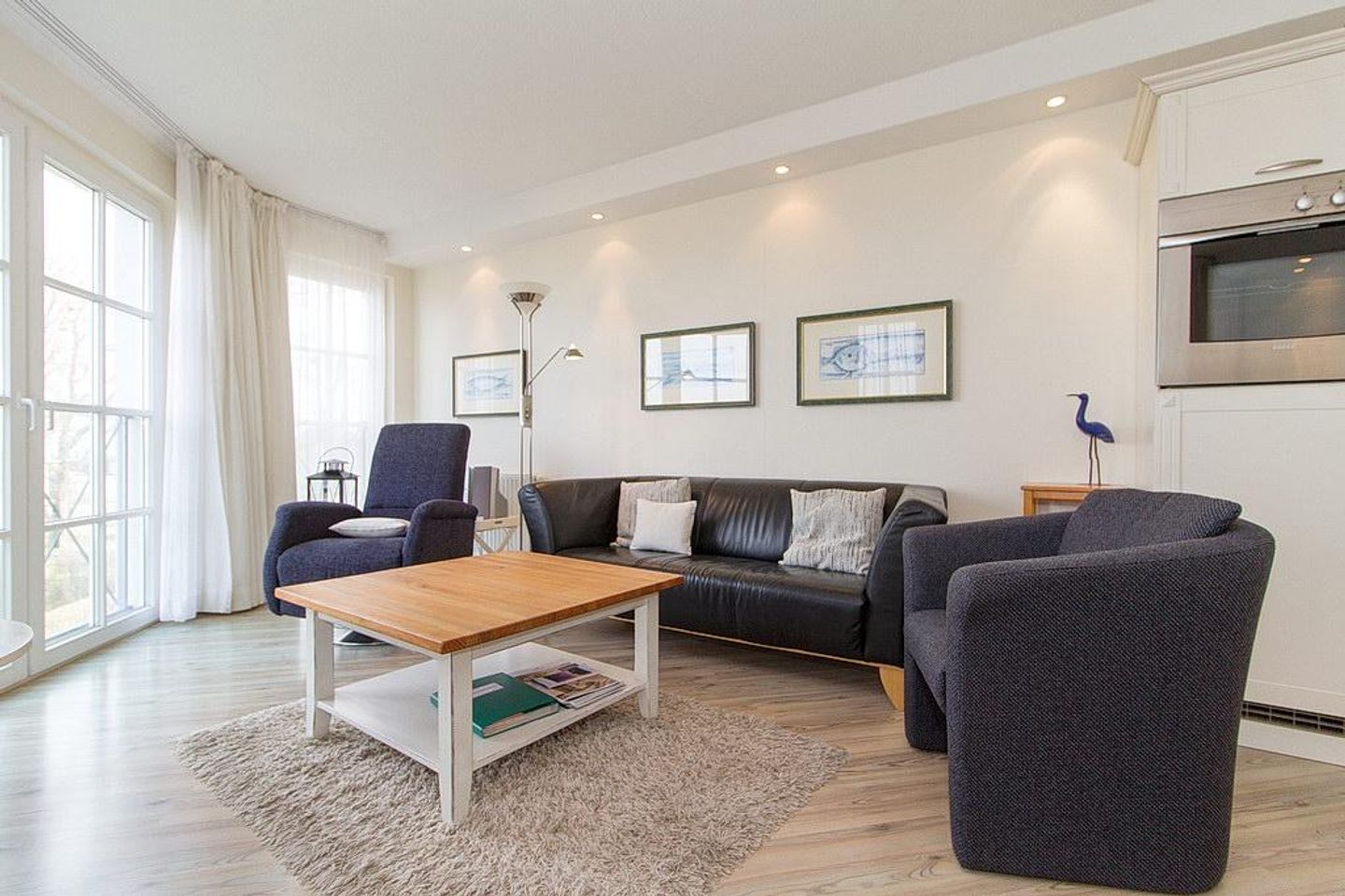 Apartmenthaus Atlantik Apartmenthaus Atlantik 113 Kühlungsborn - Wohn-Essbereich mit Couch