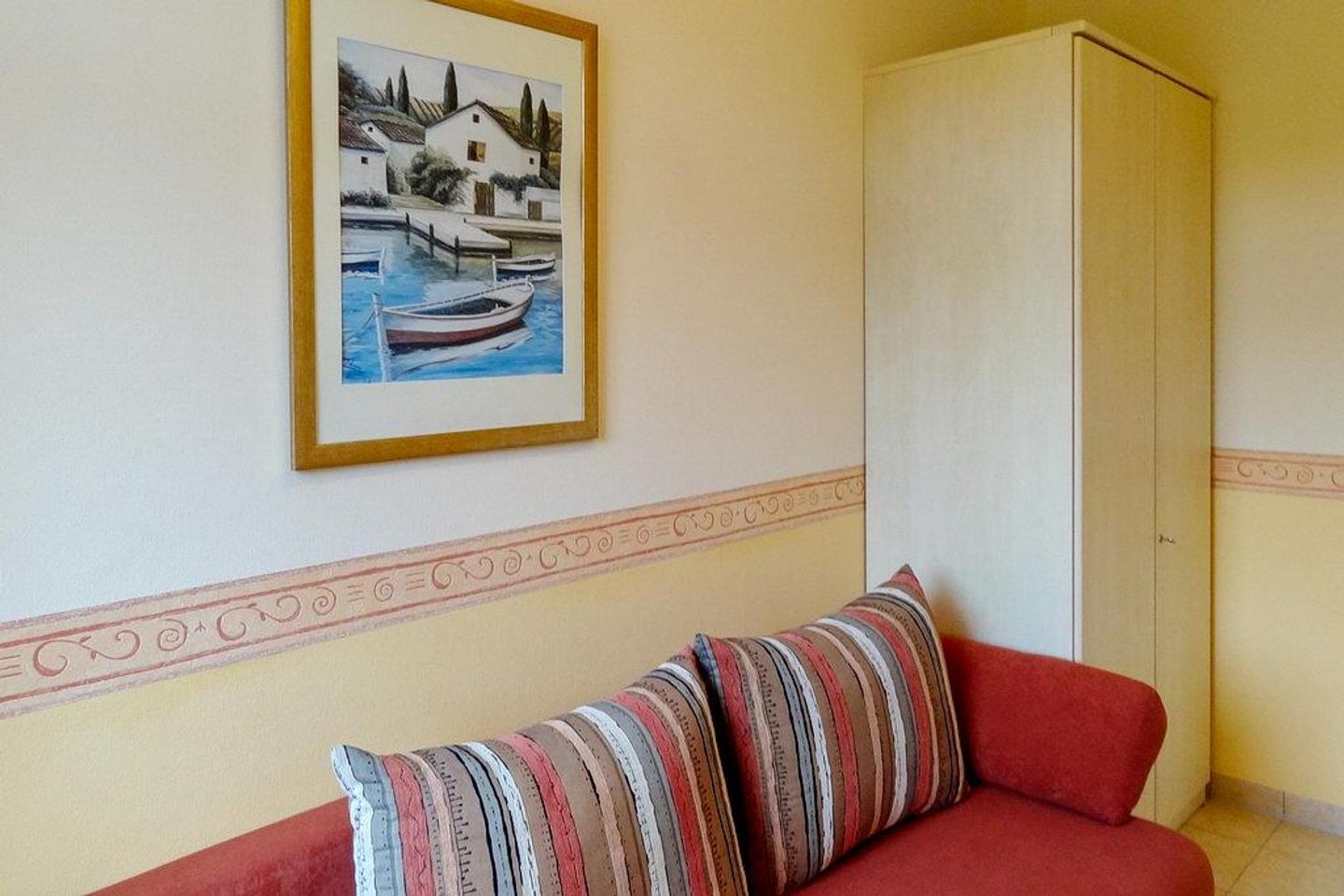 Dünenschloss Dünenschloss 1-20 Kühlungsborn - Wohn-Essbereich mit Couch