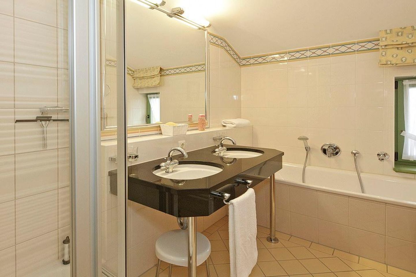 Villa am Ostseestrand Villa am Ostseestrand 309 Usedom - Badezimmer mit Dusche