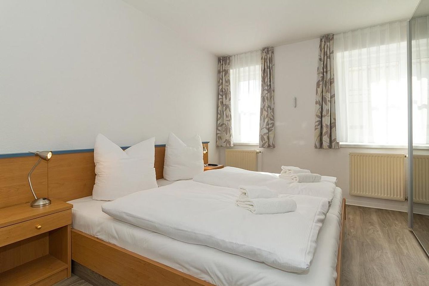 Strandschlösschen Strandschlösschen 09 Kühlungsborn - Schlafzimmer mit Doppelbett