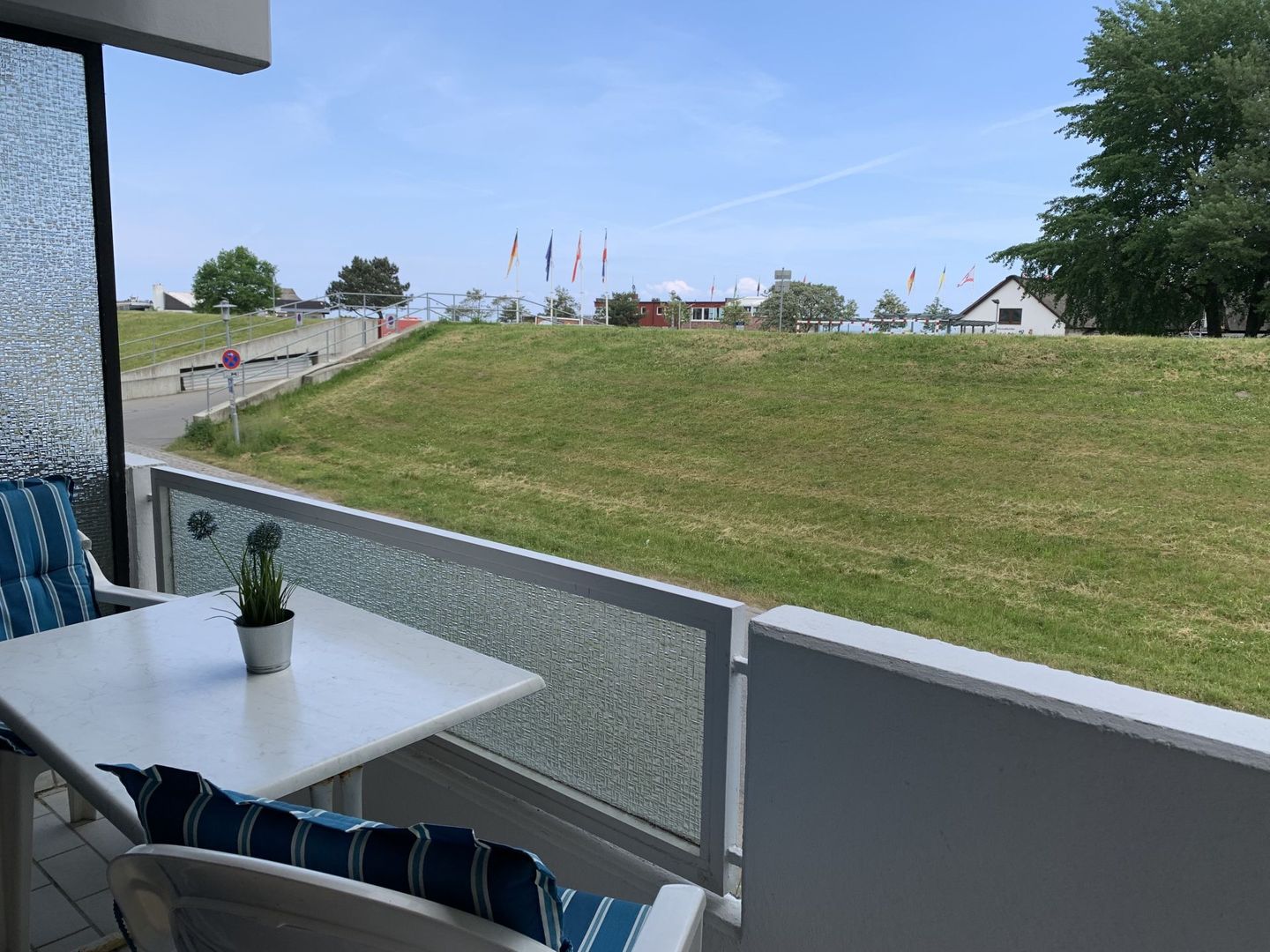 Vier Jahreszeiten 105 - Deichblick Dahme -