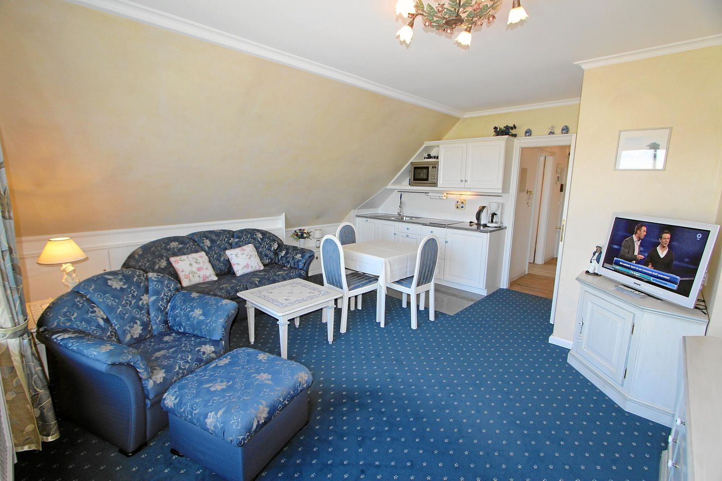 Dünenblick III  - Dünenstr. 7, App. 8 Wenningstedt - Wohnzimmer