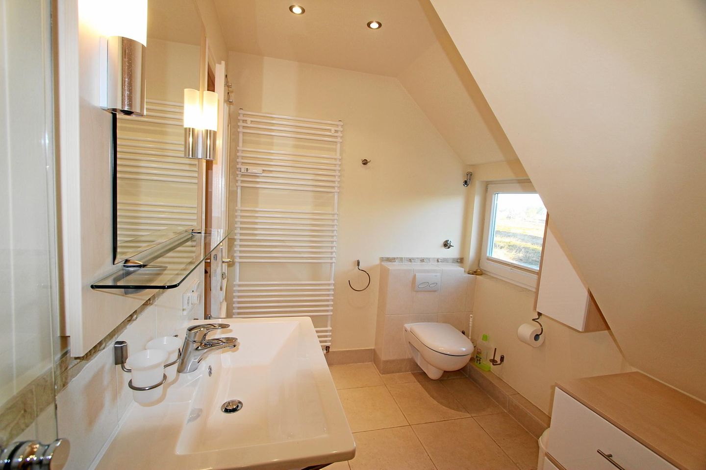 Clarissa - Fernsicht 4d, App. 15 Wenningstedt - Badezimmer