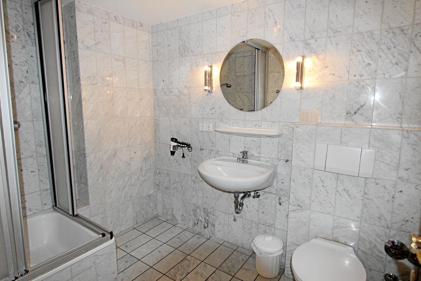 Haus Meeresbrise - Westerstr. 26a, App. 4 Wenningstedt - Badezimmer