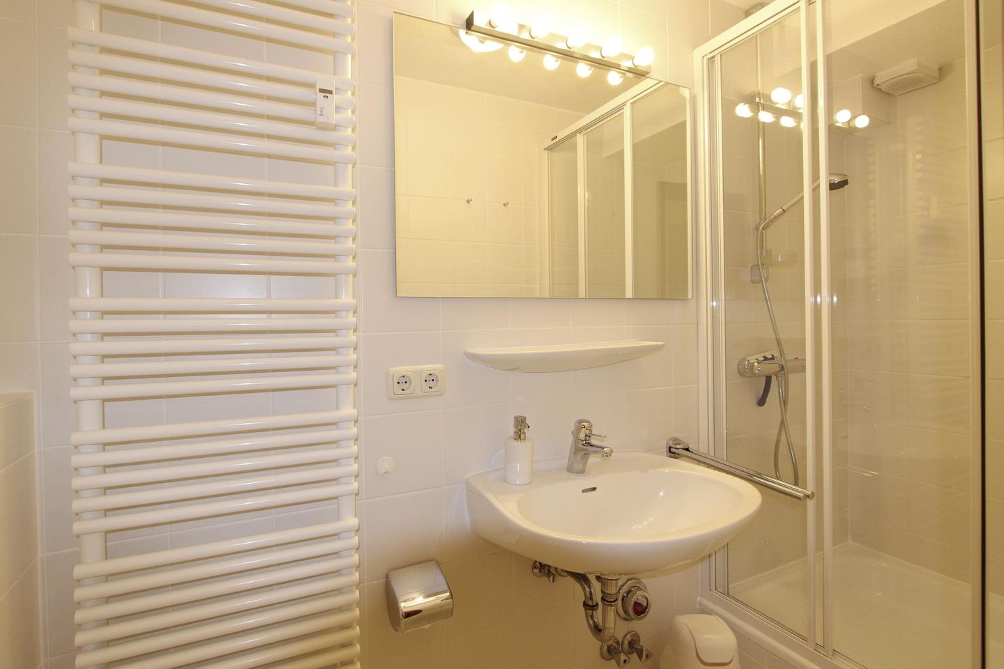 Atlantik  - Strandstr. 17, App. 17 Wenningstedt - Badezimmer