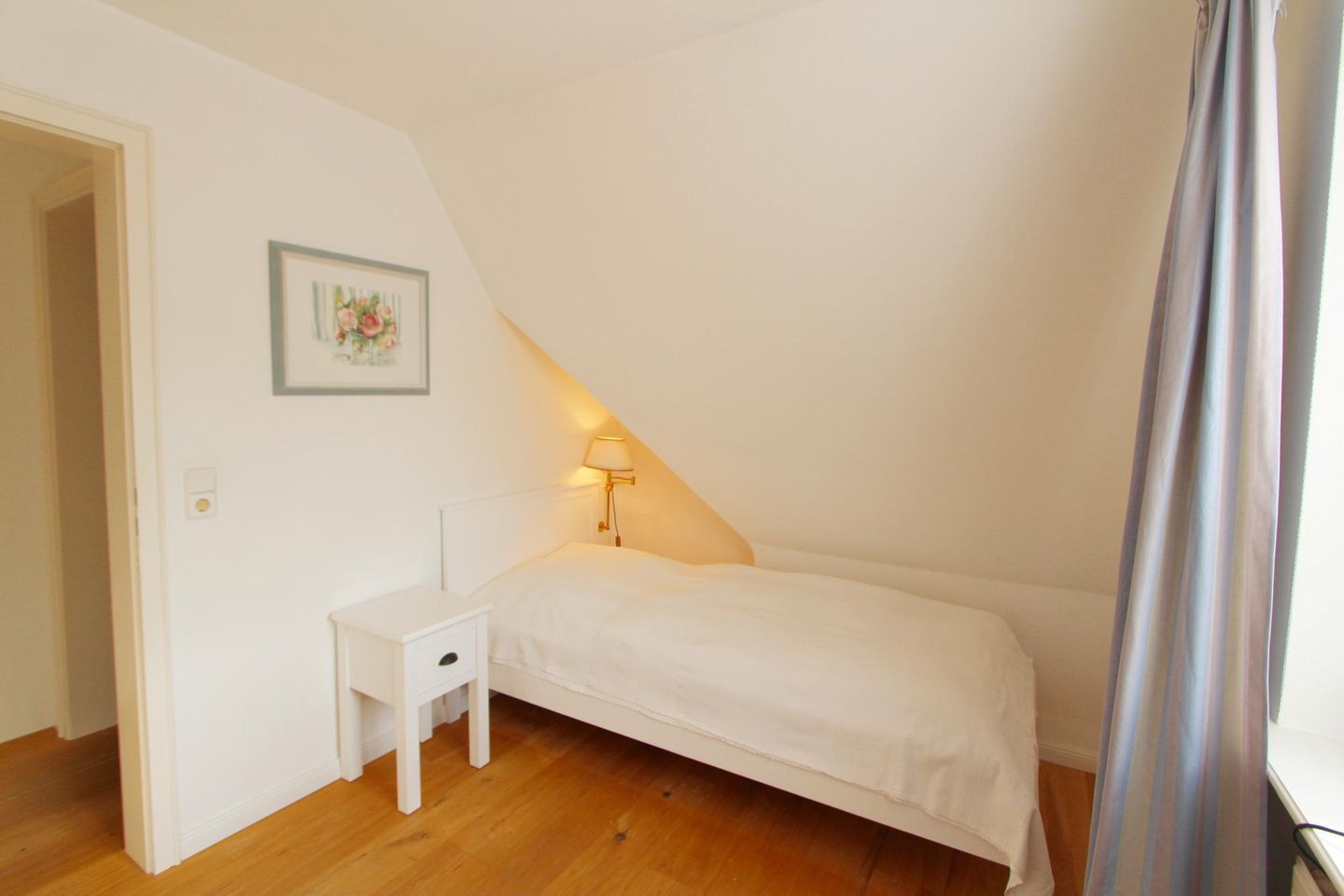 Haus Meeresbrise - Westerstr. 26a, App. 4 Wenningstedt - Schlafzimmer