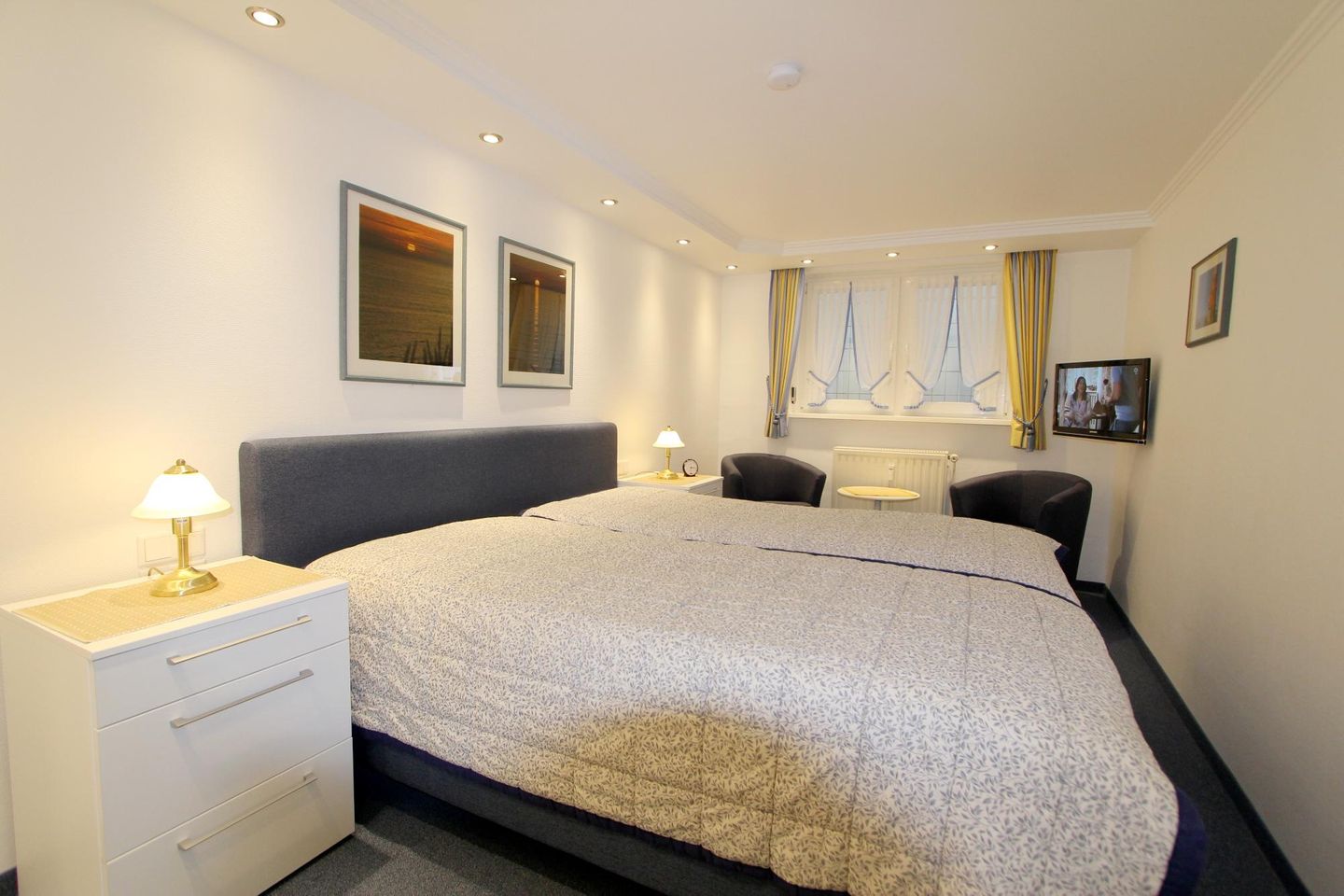  Trutz blanker Hans  - Dünenstr. 19, App. 9 Wenningstedt - Schlafzimmer