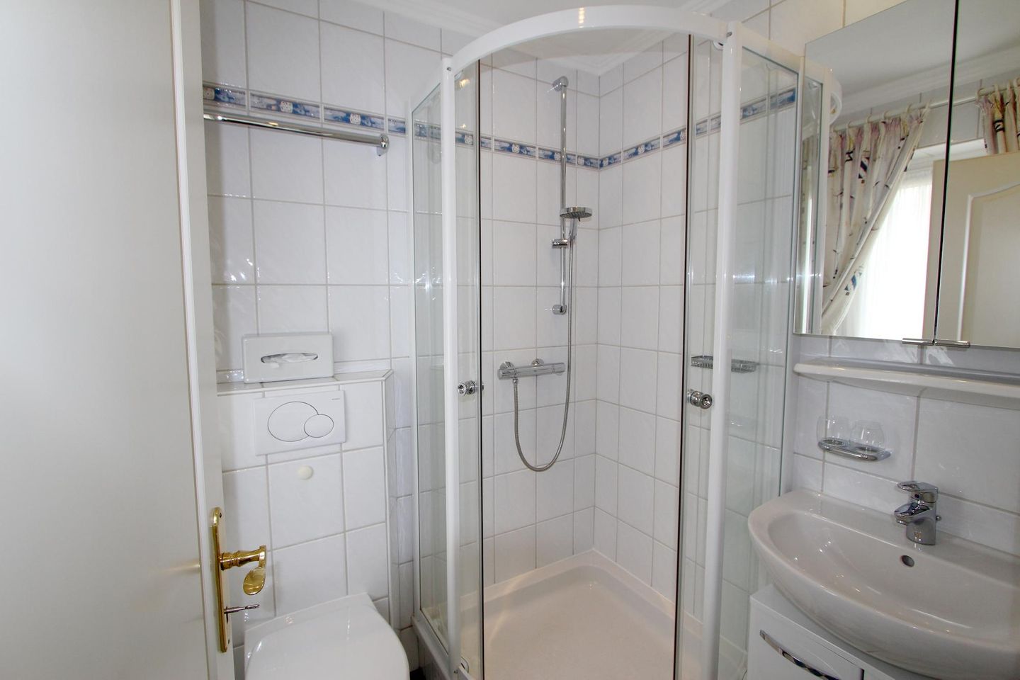  Trutz blanker Hans  - Dünenstr. 19, App. 9 Wenningstedt - Badezimmer