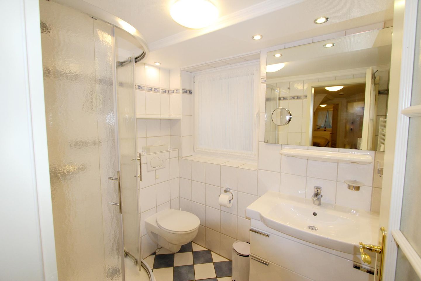  Trutz blanker Hans  - Dünenstr. 19, App. 9 Wenningstedt - Badezimmer