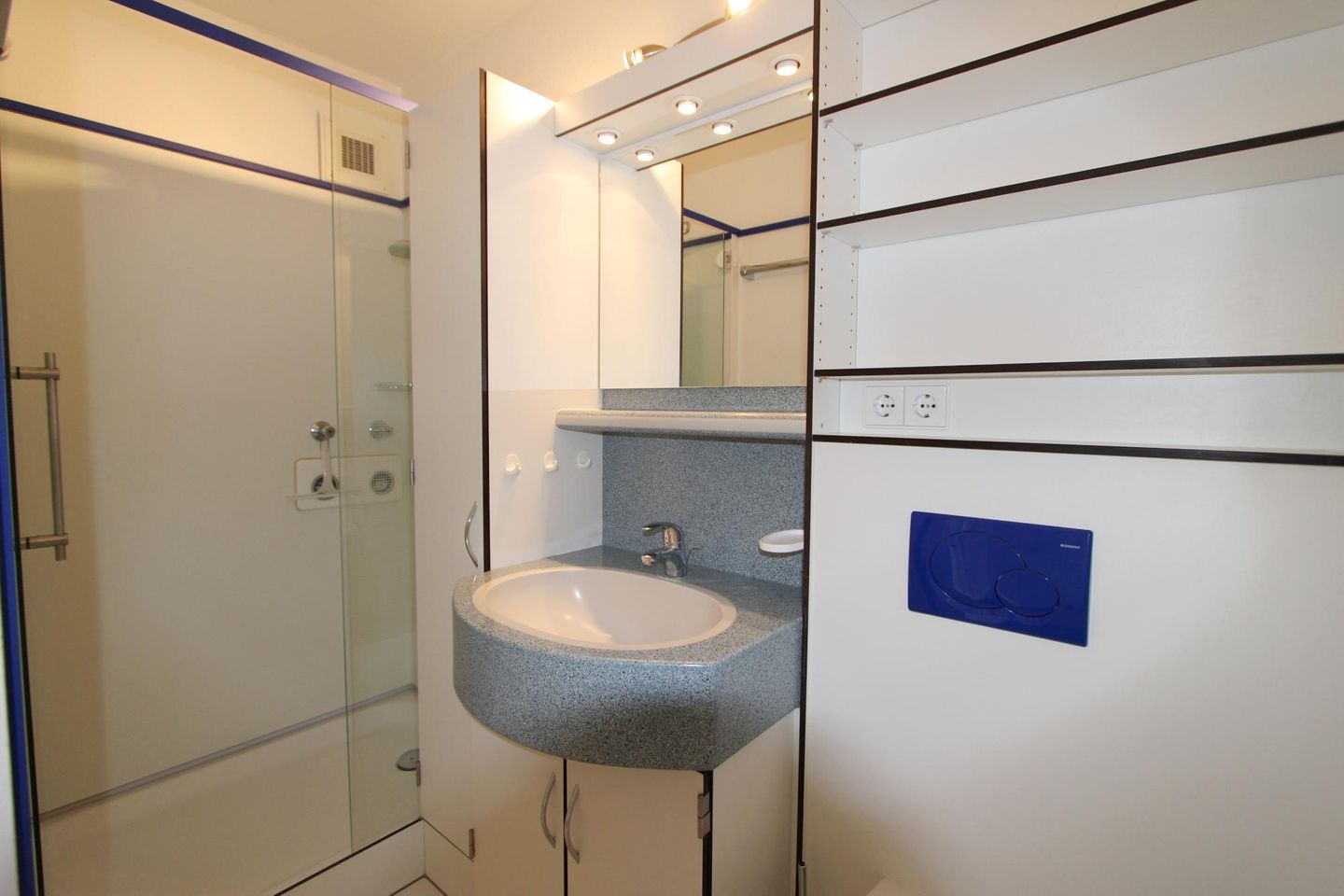 Dünenblick III - Dünenstr. 7, App. 5 Wenningstedt - Badezimmer