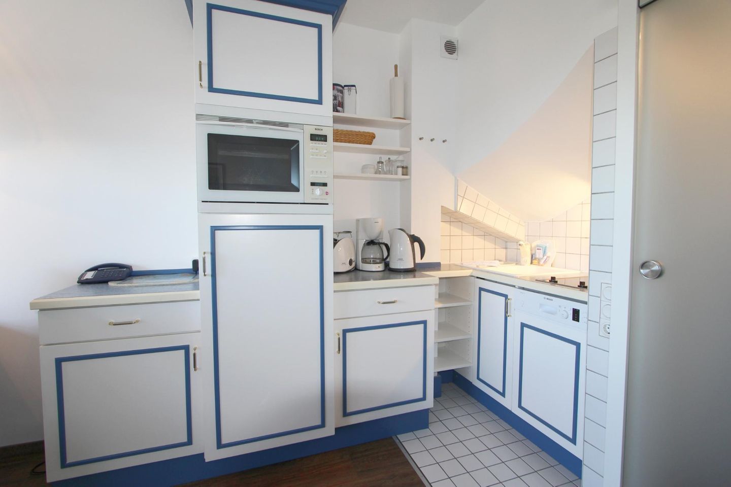 Atlantik  - Strandstr. 15, App. 11 Wenningstedt - Küche / Küchenzeile