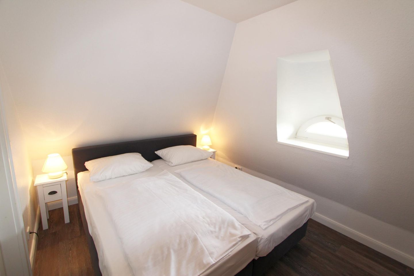  Dünenblick II - Hochkamp 14, App. 3 Wenningstedt - Schlafzimmer