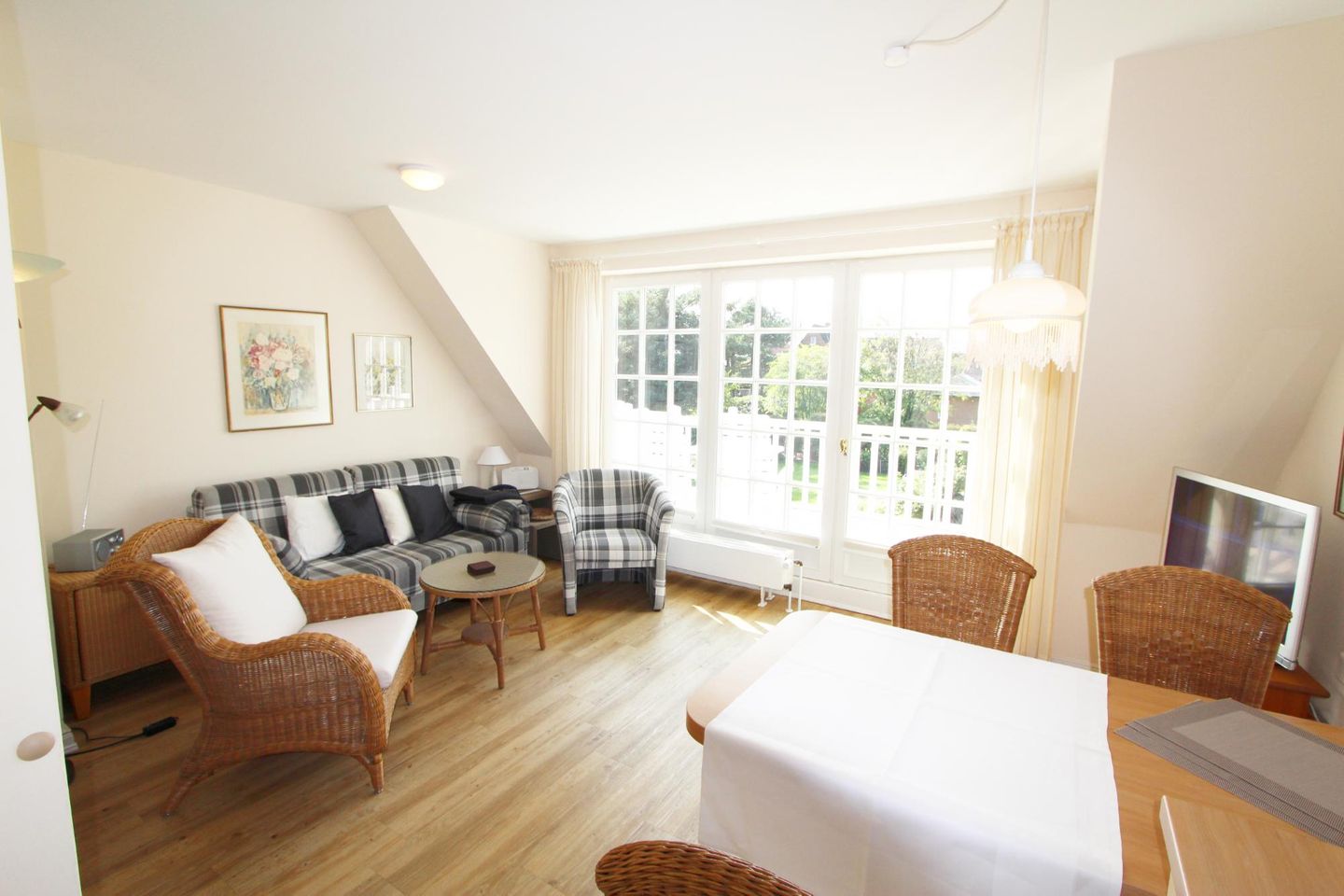 Weidenstieg 16A, App. 6 Wenningstedt - Wohnzimmer