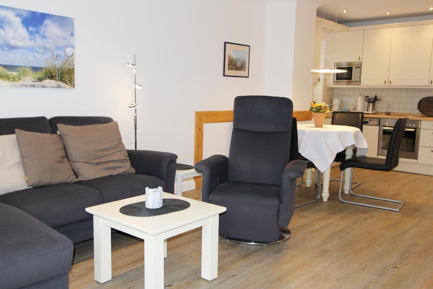  Trutz blanker Hans  - Dünenstr. 19, App. 11 Wenningstedt - Wohnzimmer