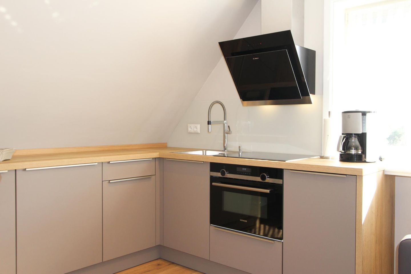 Ostwind - Osterweg 51, App. 2 Wenningstedt - Küche / Küchenzeile