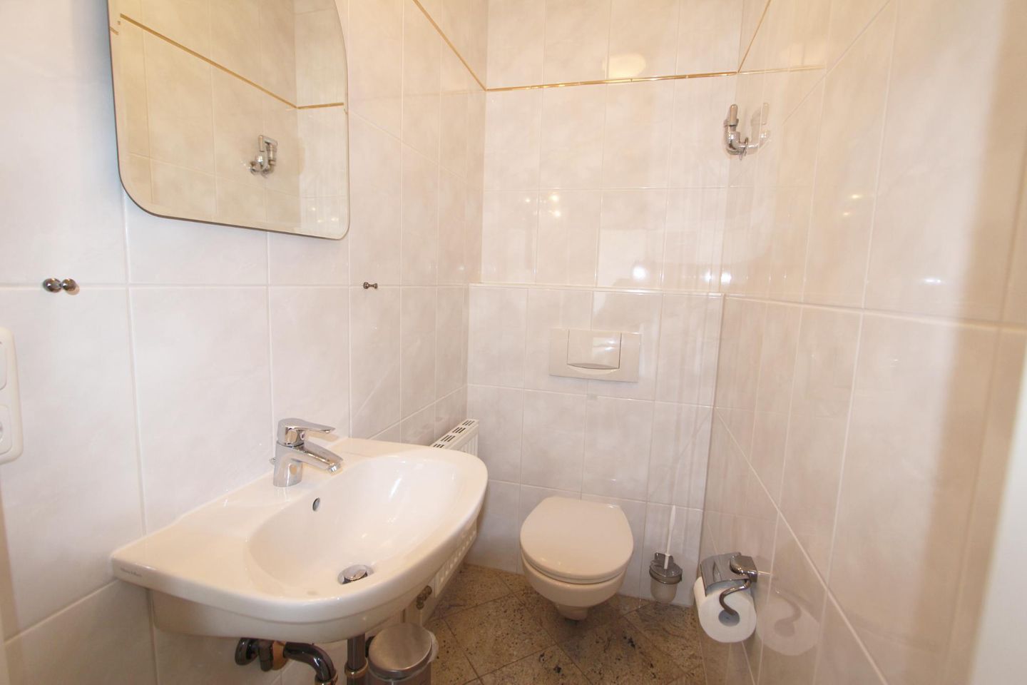 Im Grund 25, App. 1 Wenningstedt - Gäste-WC