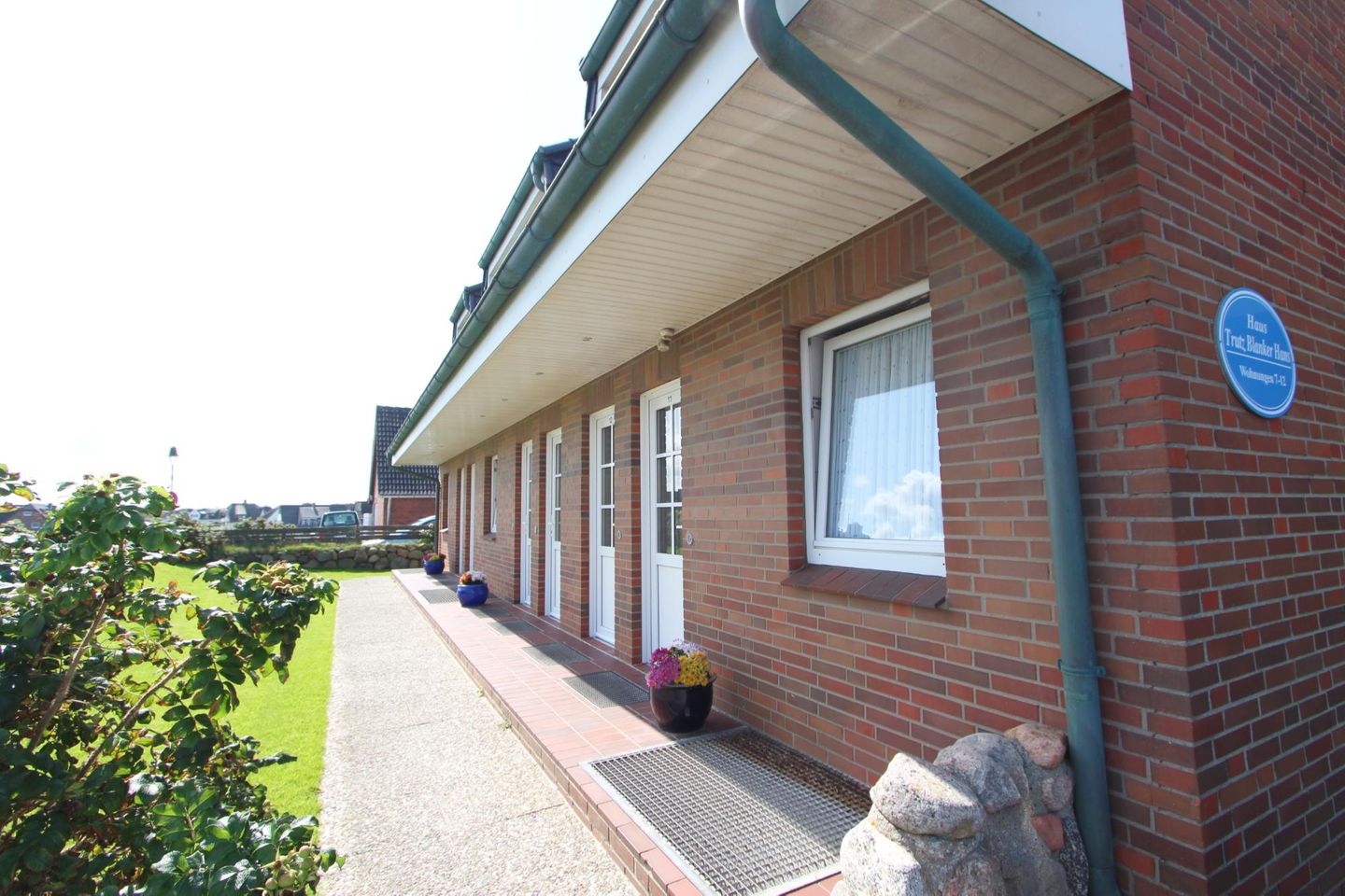  Trutz blanker Hans  - Dünenstr. 19, App. 9 Wenningstedt - Fassade / Eingang