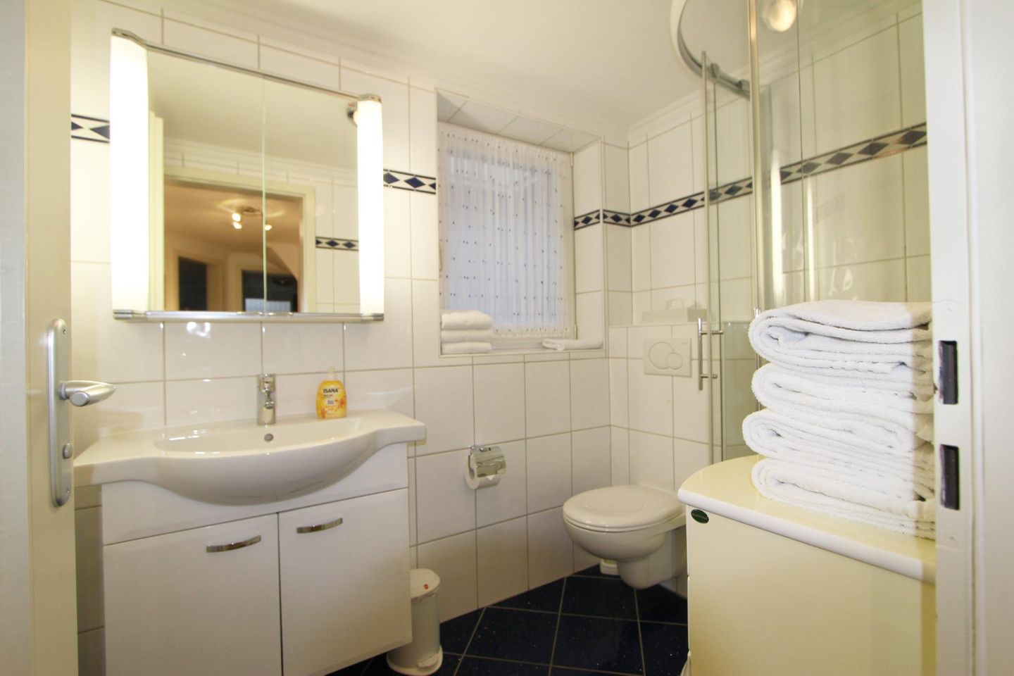  Trutz blanker Hans  - Dünenstr. 19, App. 11 Wenningstedt - Badezimmer