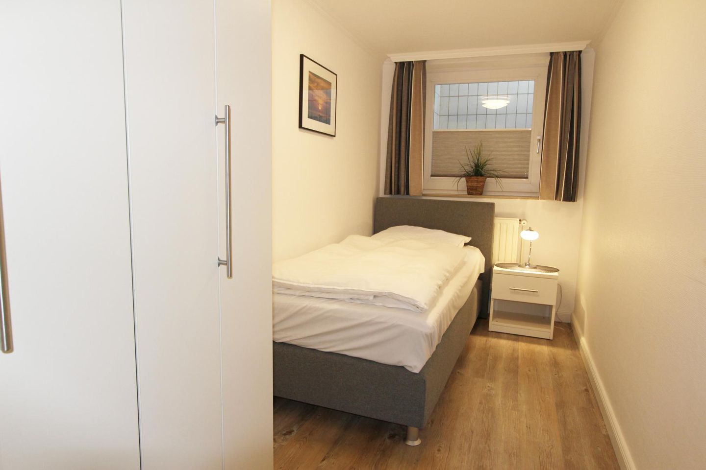  Trutz blanker Hans  - Dünenstr. 19, App. 11 Wenningstedt - Schlafzimmer