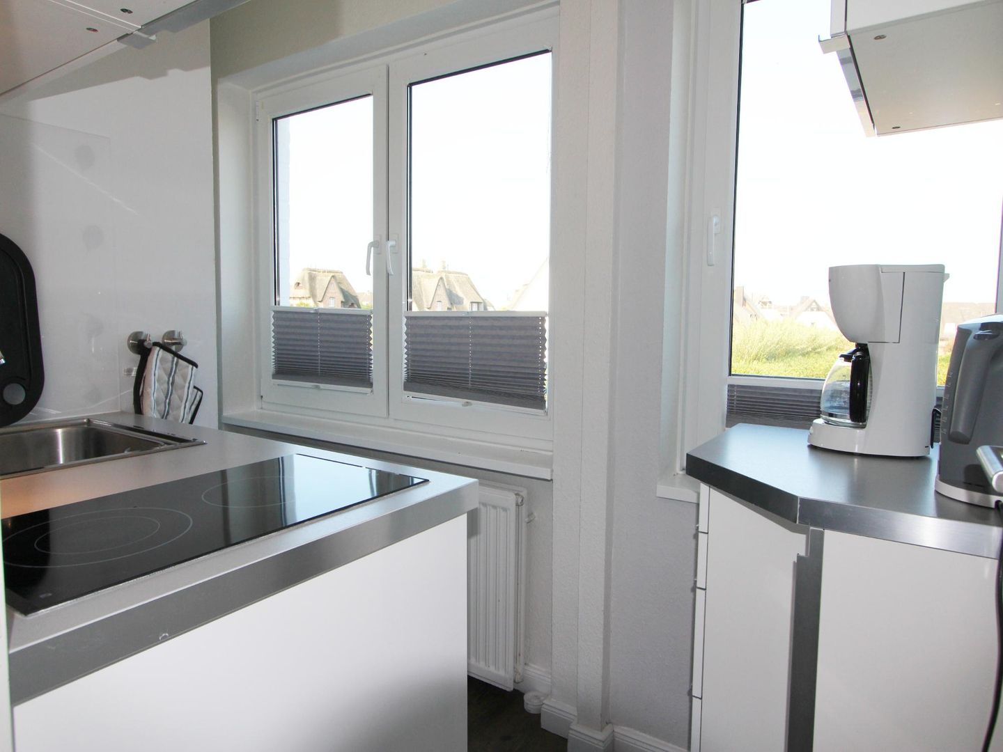 Wallhof - Horsatal 11e, App. 10 Wenningstedt - Küche / Küchenzeile