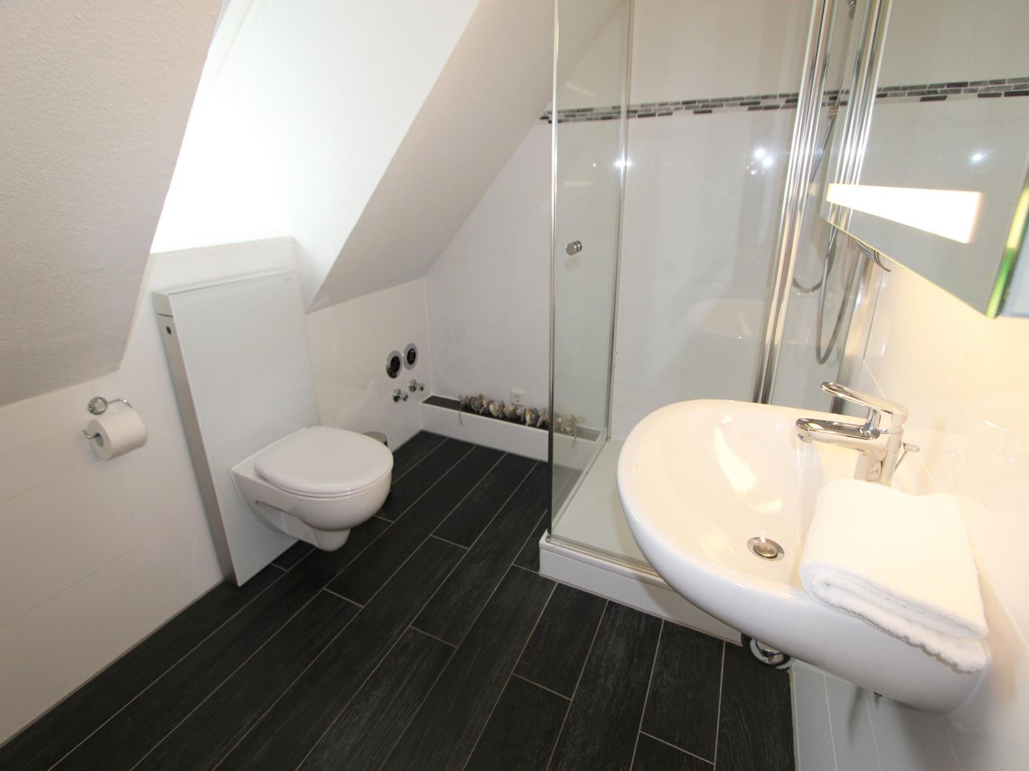 Nordseeblick II  - Dünenstr. 21, App. 6 Wenningstedt - Badezimmer