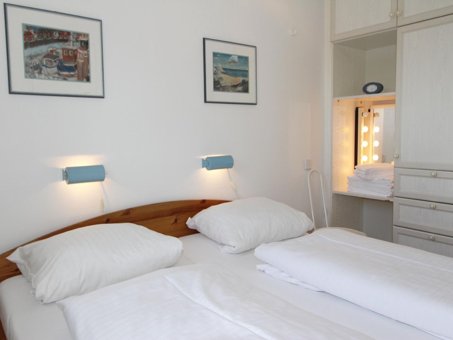 Nordseeblick II  - Dünenstr. 21, App. 2 Wenningstedt - Schlafzimmer