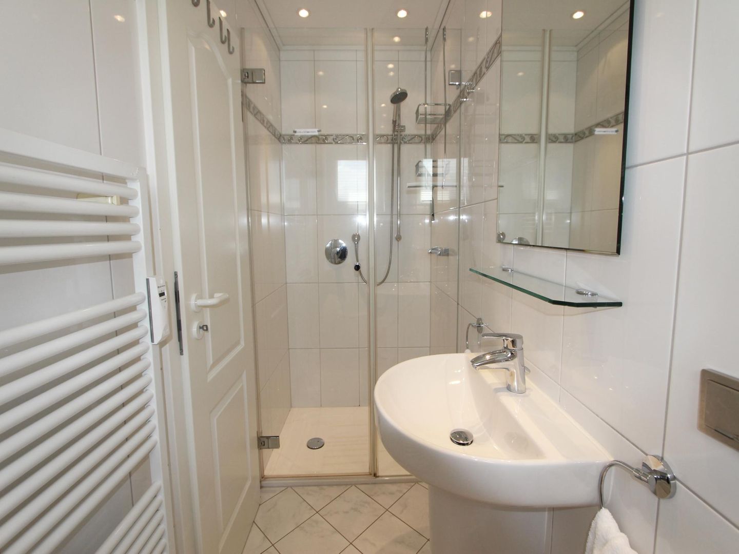 Nordseeblick II  - Dünenstr. 21, App. 2 Wenningstedt - Badezimmer