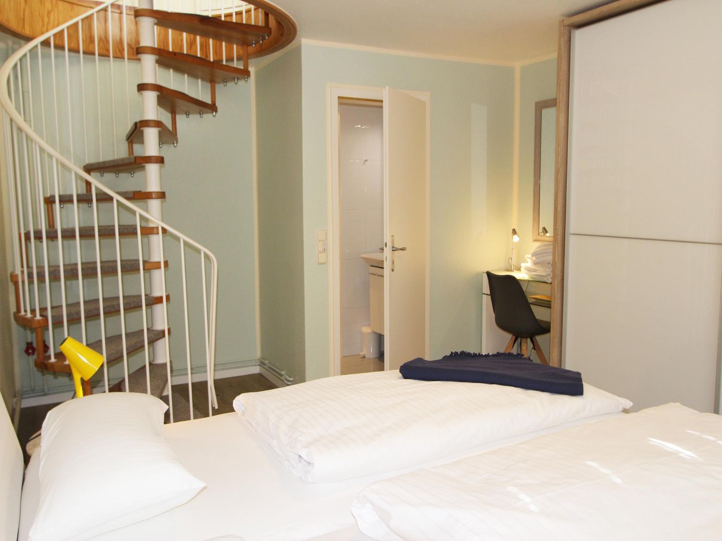 Aalto - Im Grund 13, App. 2 Wenningstedt - Schlafzimmer