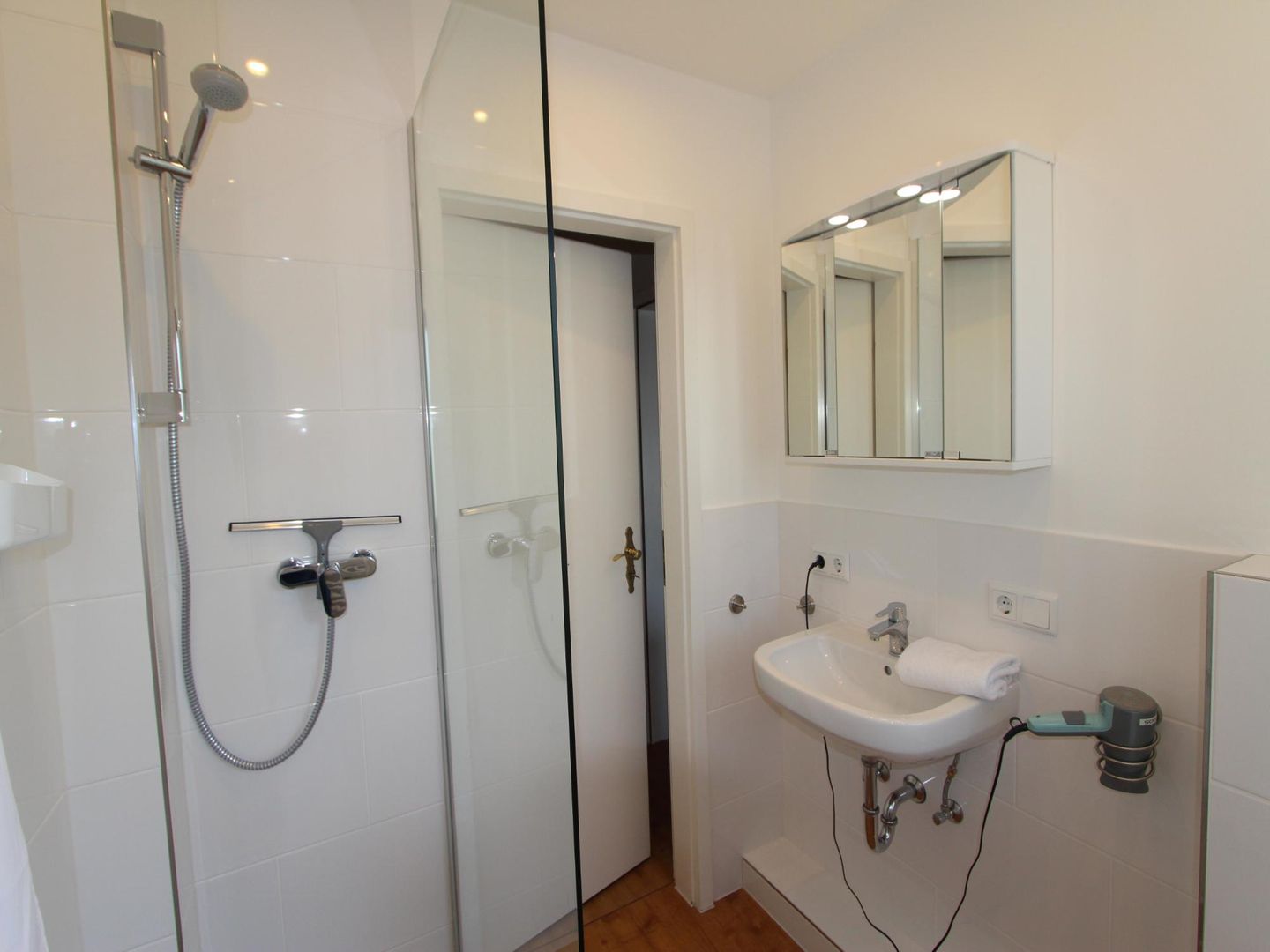  Im Grund 25, App. 5 Wenningstedt - Badezimmer