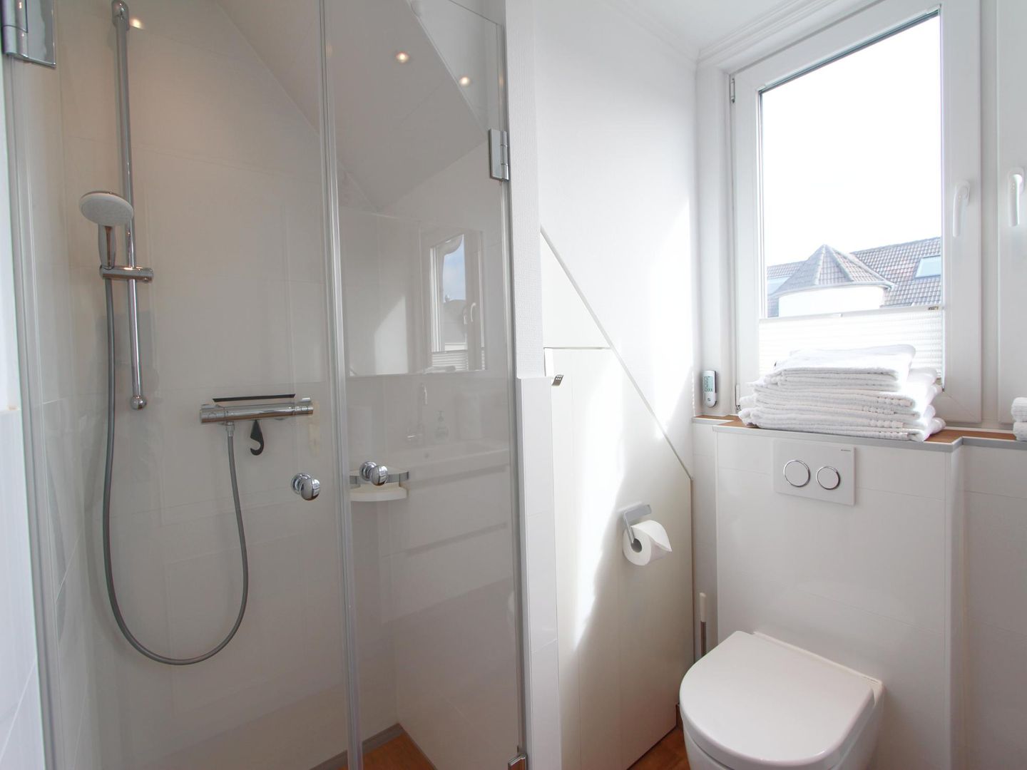 Trutz blanker Hans  - Dünenstr. 19, App. 8 Wenningstedt - Badezimmer