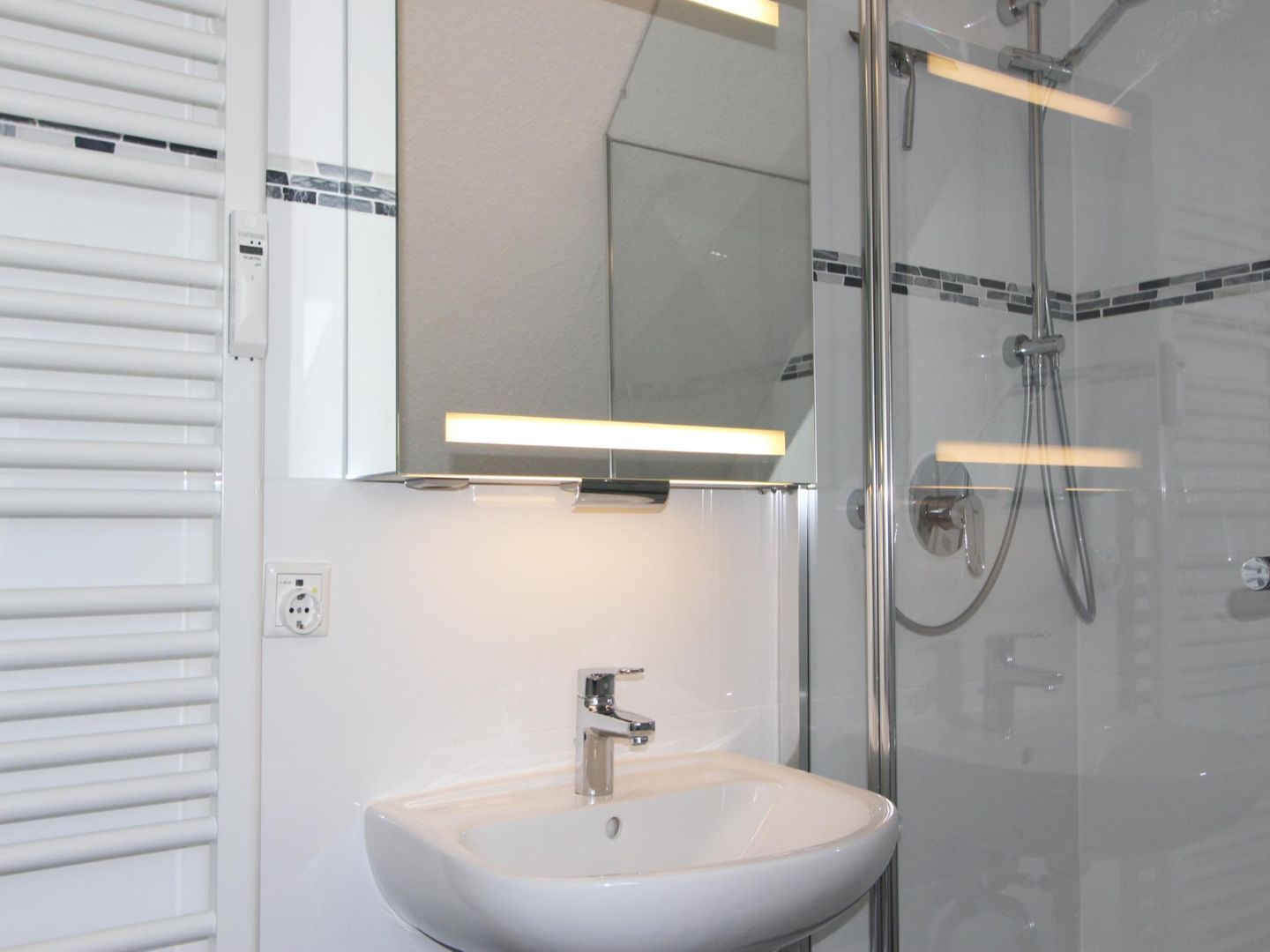 Nordseeblick II  - Dünenstr. 21, App. 5 Wenningstedt - Badezimmer