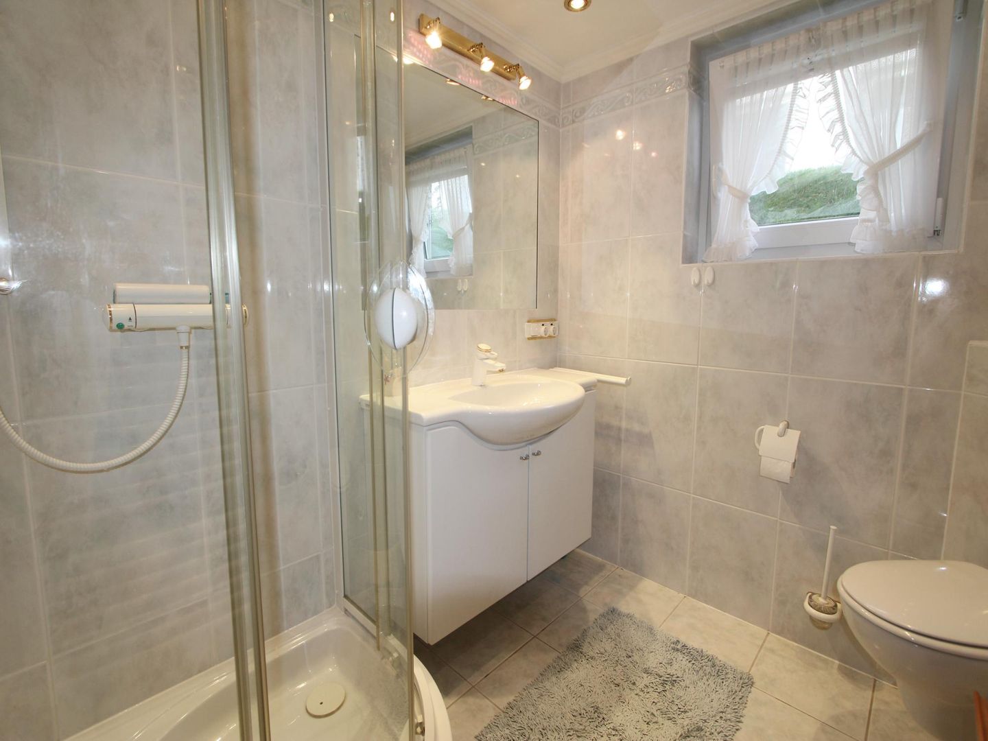 Christian  - Im Grund 21, App. 59 Wenningstedt - Badezimmer