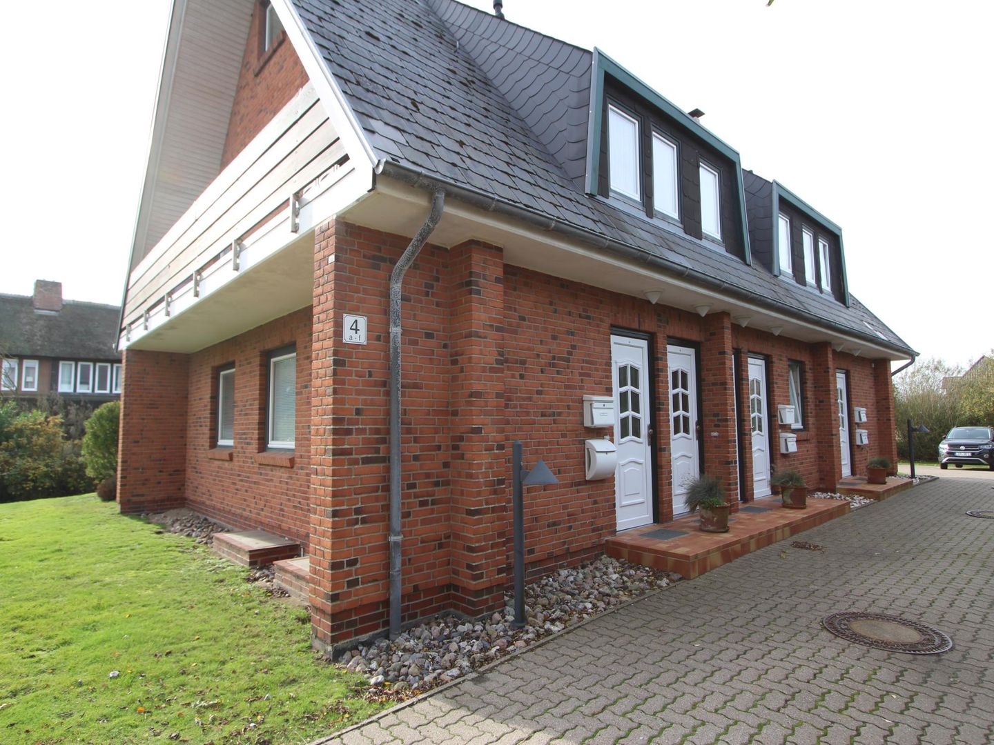  Feldmarkstraße 4 a Wenningstedt - Fassade / Eingang