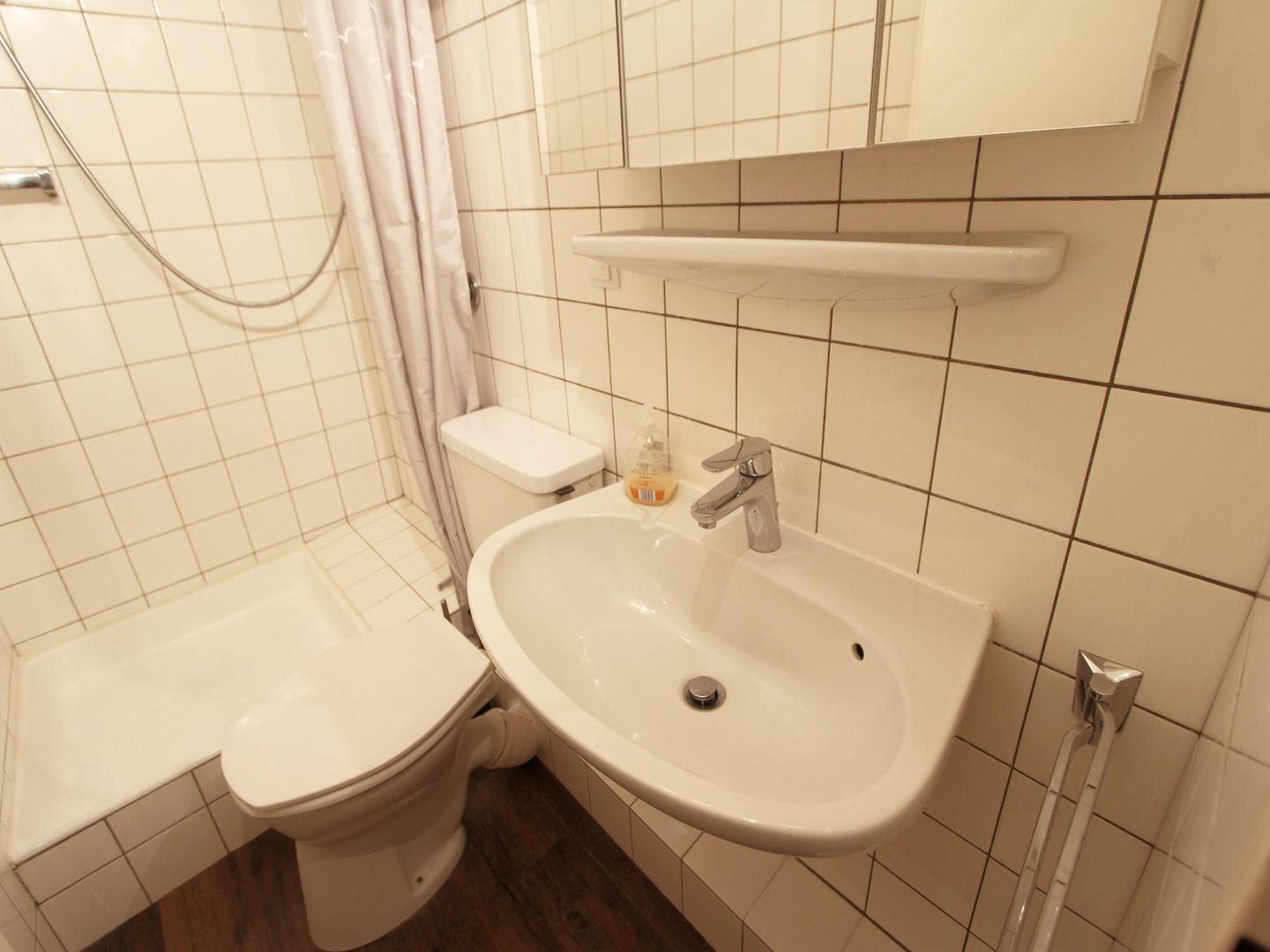 Abendwind - Ostmarkstr. 2, App. 2 Wenningstedt - Badezimmer