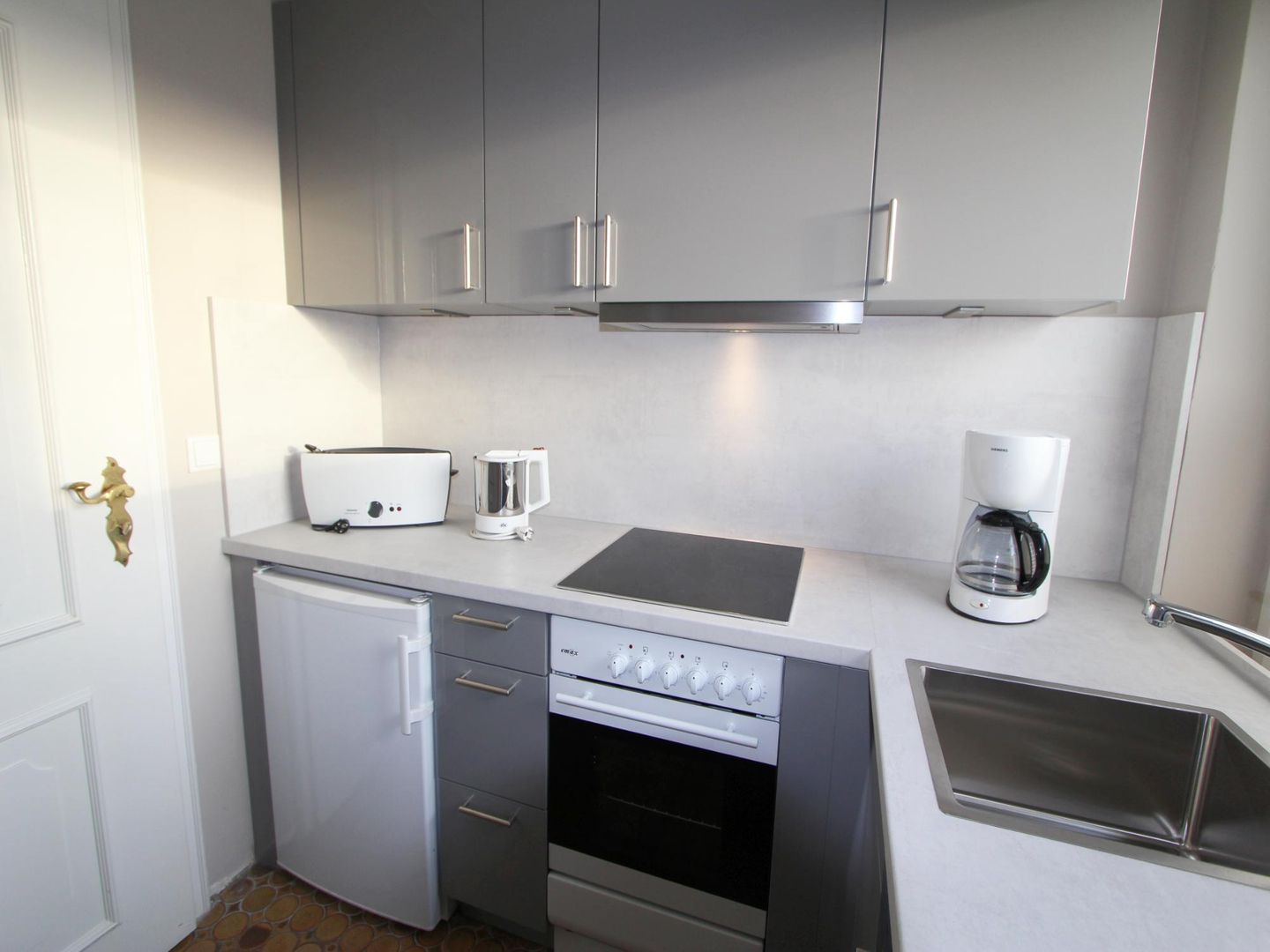 Clivia - Fernsicht 4a, App. 1 Wenningstedt - Küche / Küchenzeile