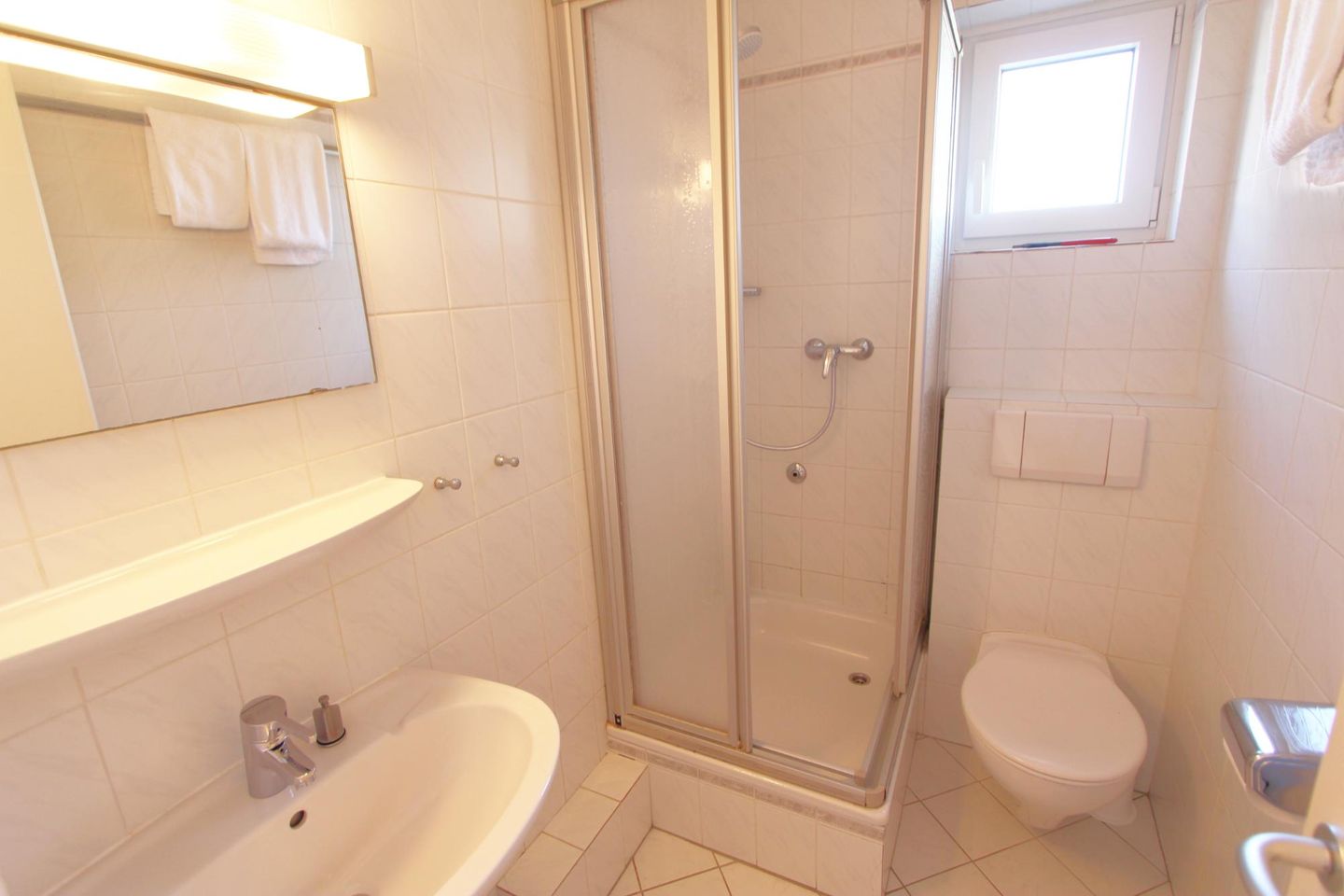  "Kleine Heimat" - Dünenstr. 31 B, EG rechts Wenningstedt - Badezimmer