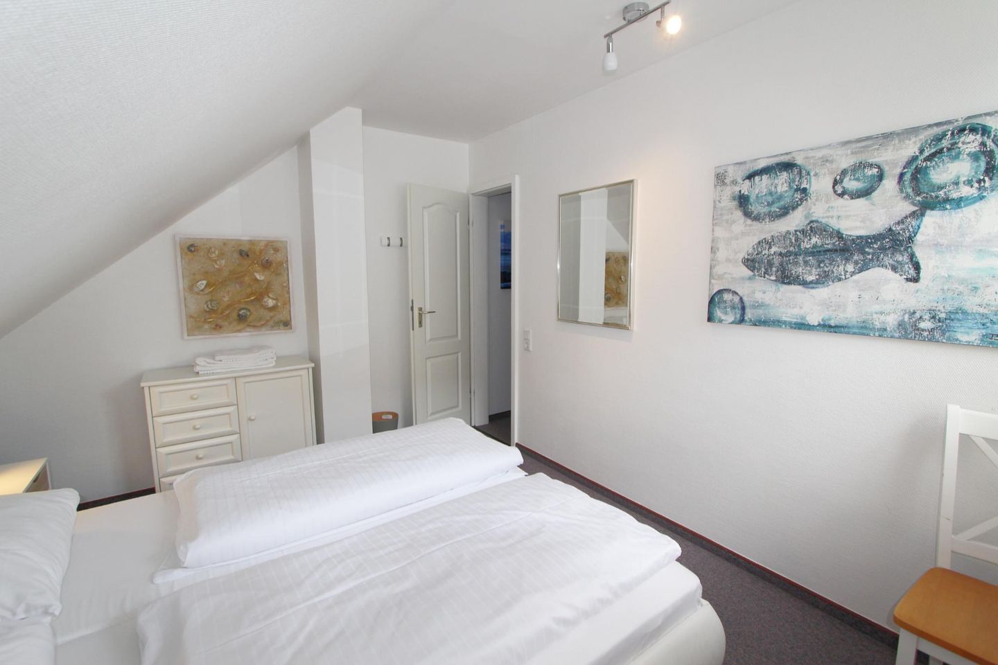 Atlantik - Strandstr. 15, App. 8 Wenningstedt - Schlafzimmer