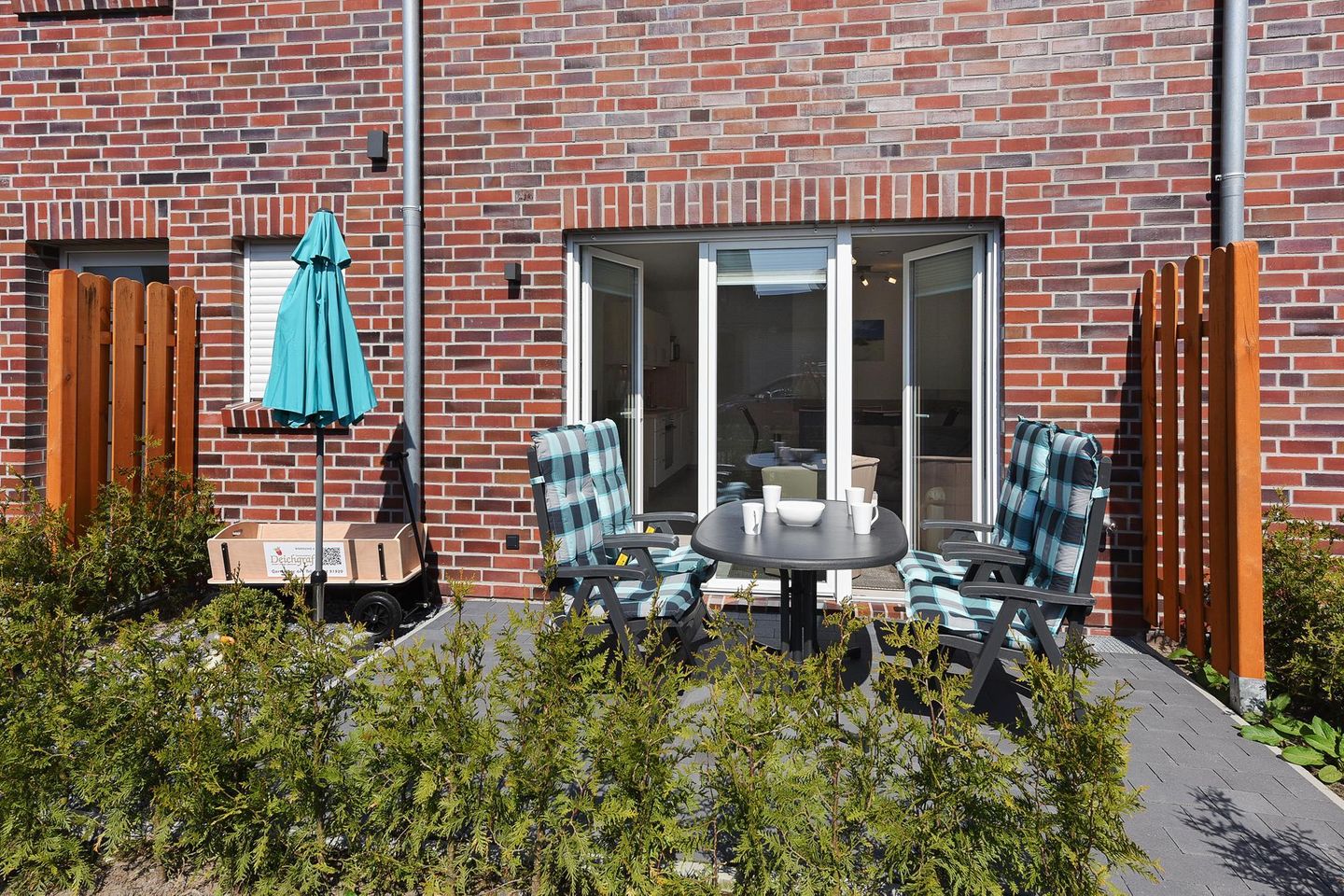 Deichgraf Ferienresidenz "Deichgraf" Nr. 4 Neuharlingersiel - Terrasse