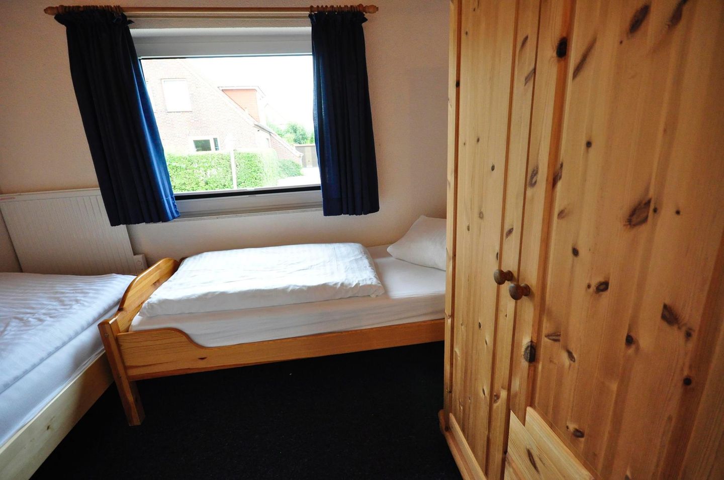  Haus Hagebutte Neuharlingersiel - 