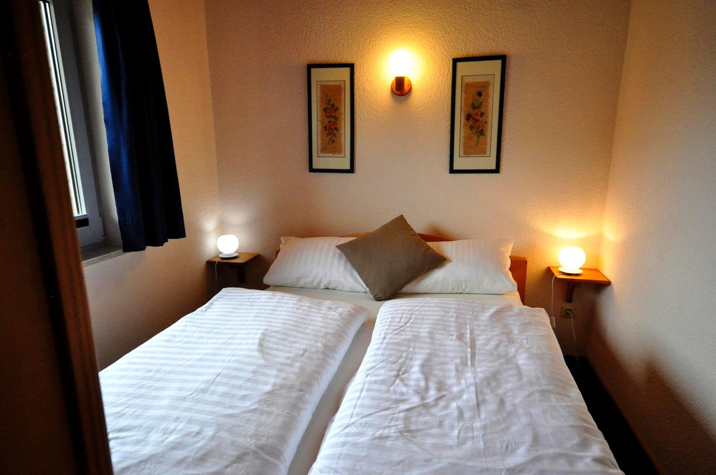  Haus Hagebutte Neuharlingersiel - 