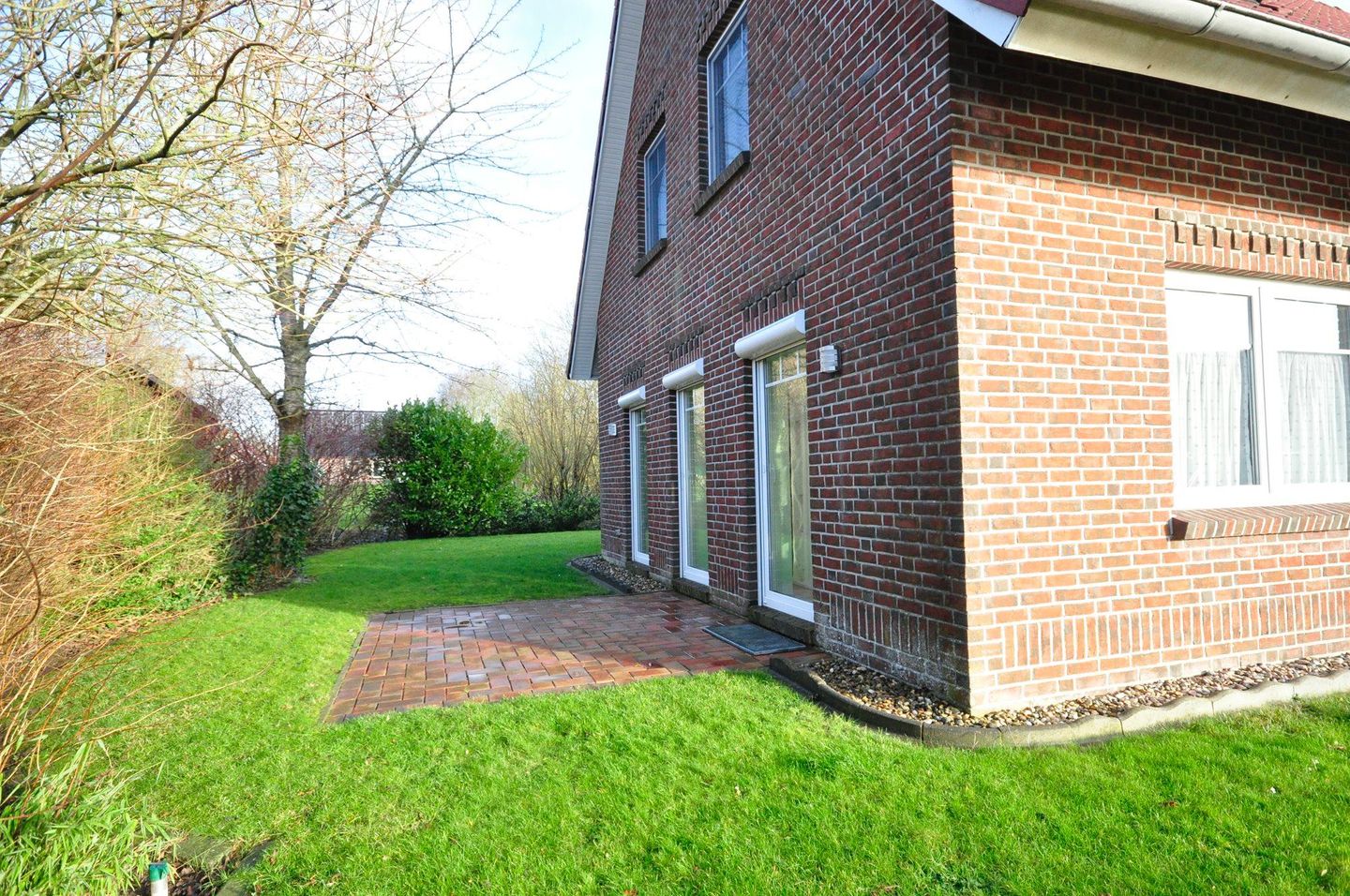  Ferienhaus Sonnenwind Werdum - 