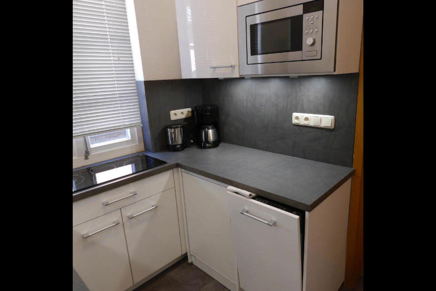  Ferienwohnung Am Hafen West "Kutter" Carolinensiel - Küche / Küchenzeile