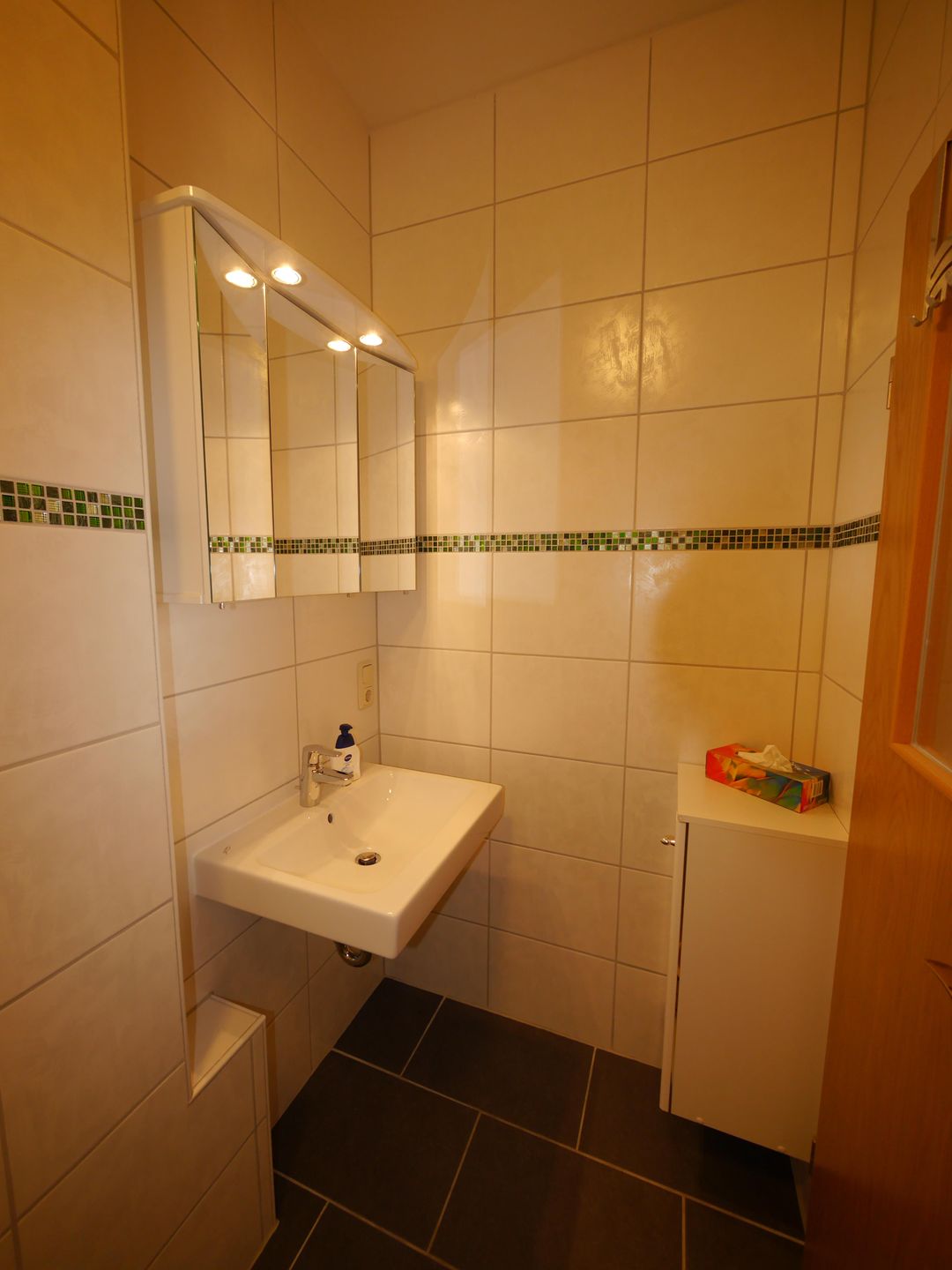  Ferienwohnung Am Hafen West "Kutter" Carolinensiel - 