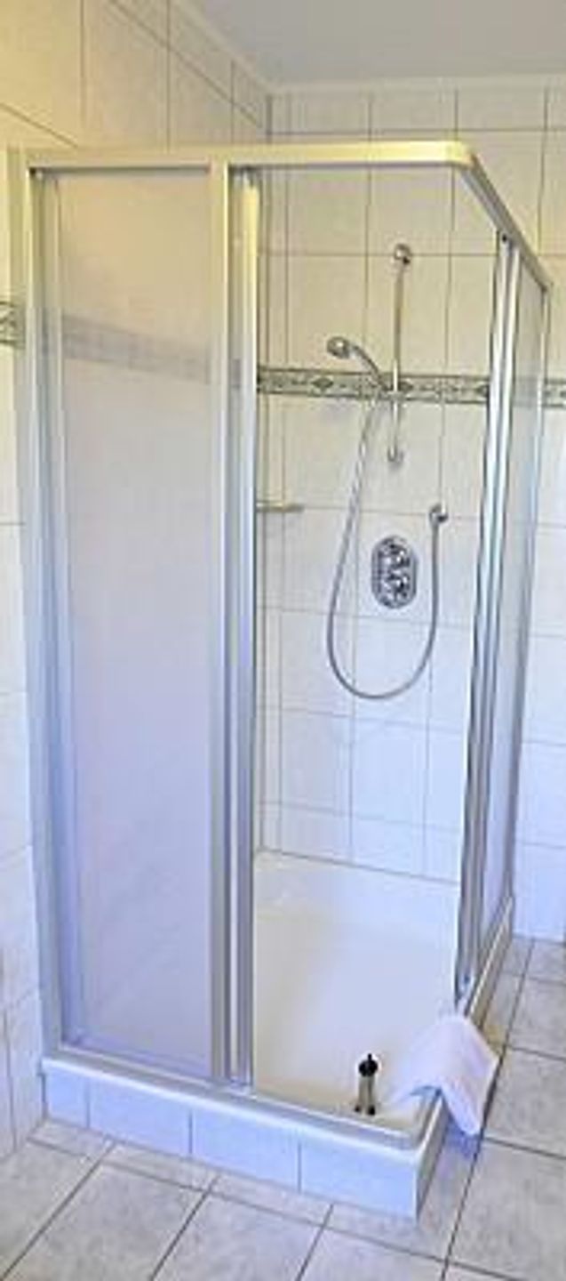  Ferienwohnung Am Harlebogen 10 Whg. 1 Carolinensiel - Badezimmer