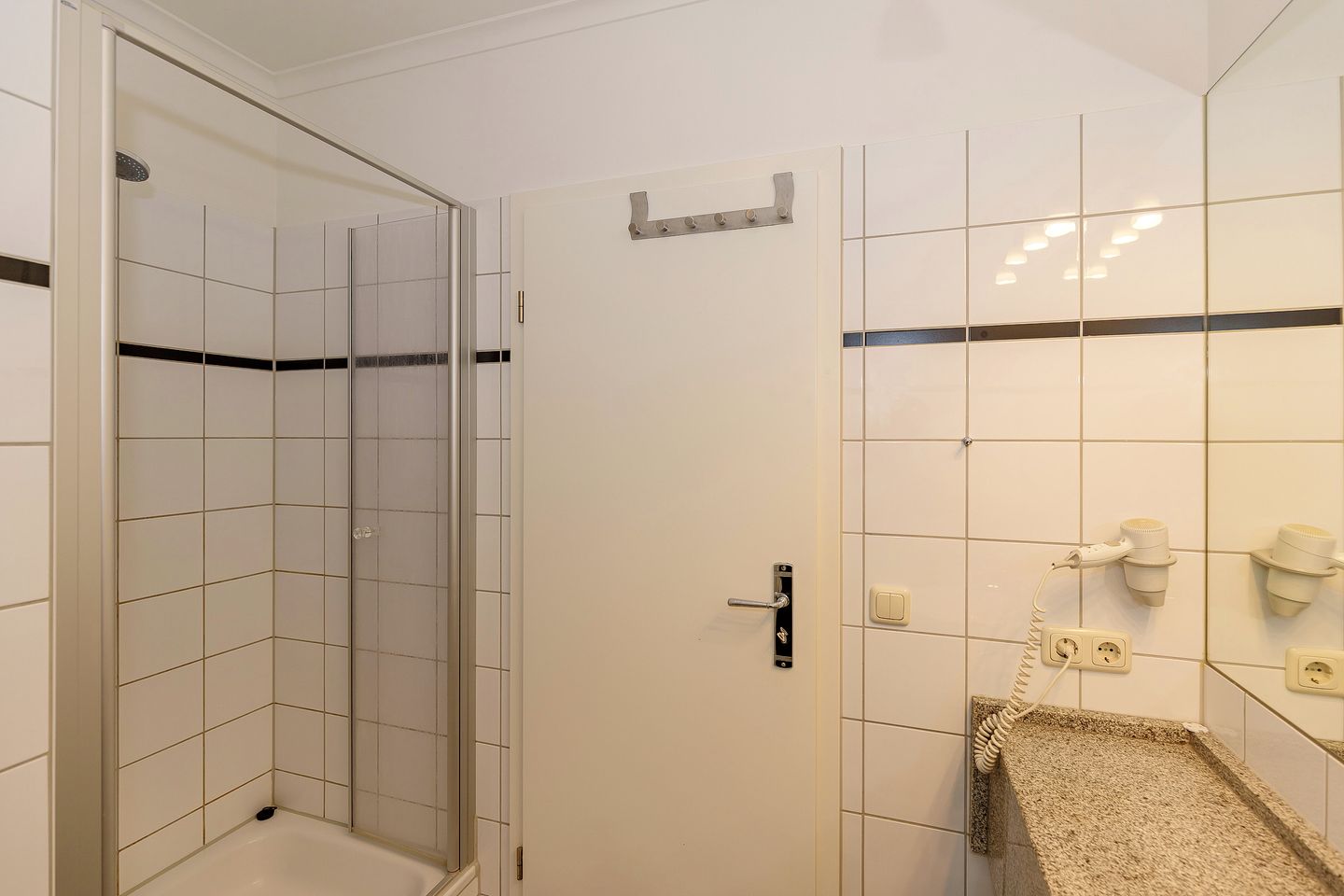 Meeresblick Meeresblick 302 Kühlungsborn - Badezimmer mit Dusche