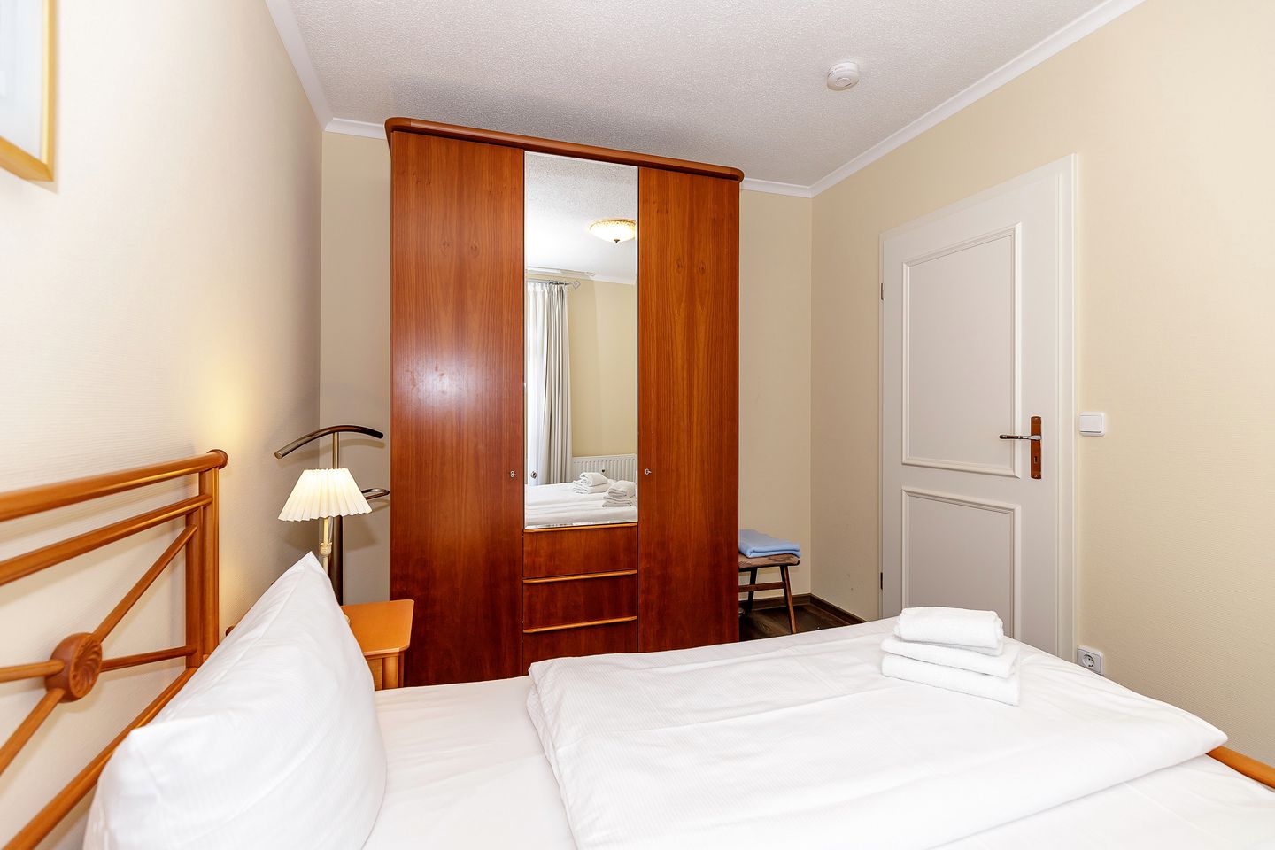 Apartmenthaus Atlantik Apartmenthaus Atlantik 114 Kühlungsborn - Schlafzimmer mit Doppelbett