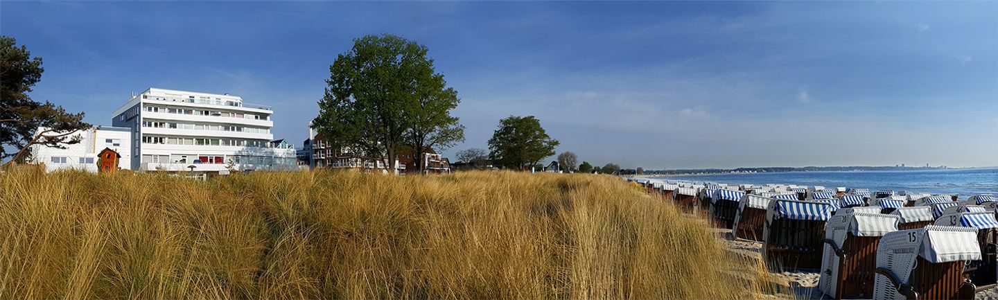 STR/101 - Strandallee 124 - Seeblick Scharbeutz - Strand