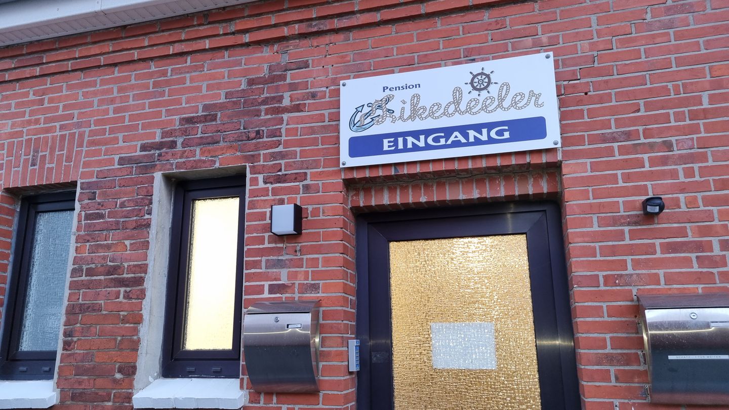 Pension Likedeeler Doppelzimmer William Kidd Pension Likedeeler - Eingang Hof