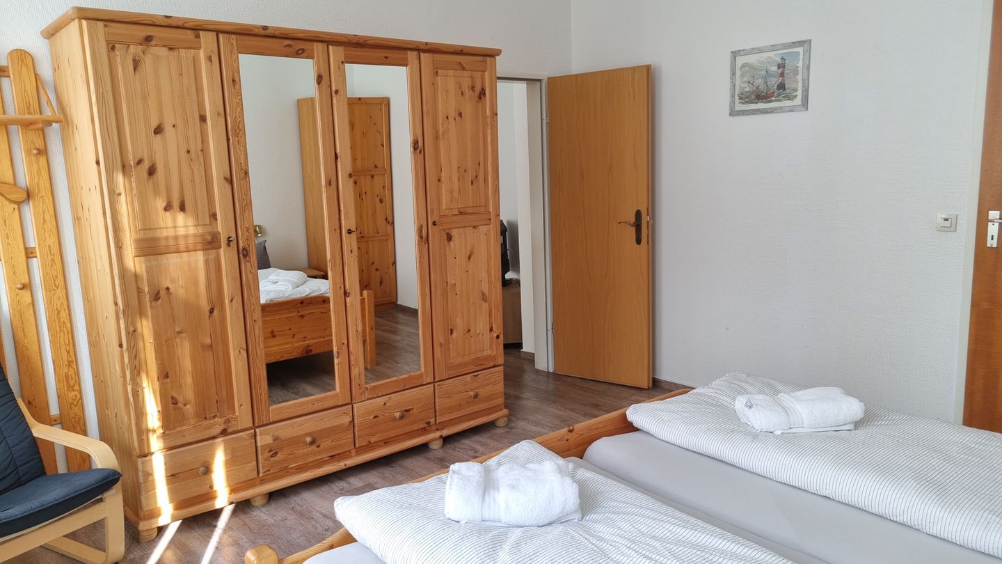 Haus Borkumitte Appartement Möwensteert Haus Borkumitte - Schlazimmer